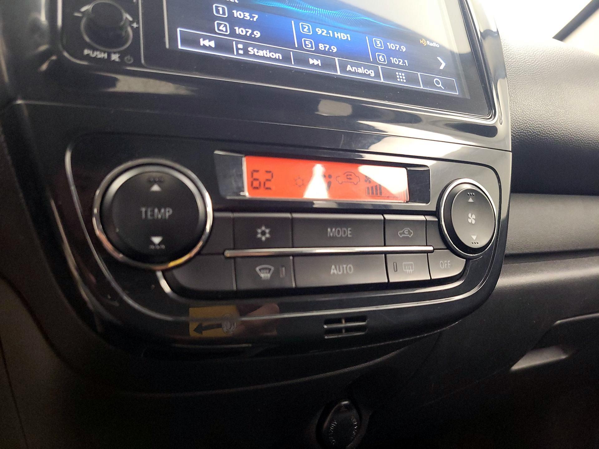 Thumbnail: 2021 Mitsubishi Mirage - 16