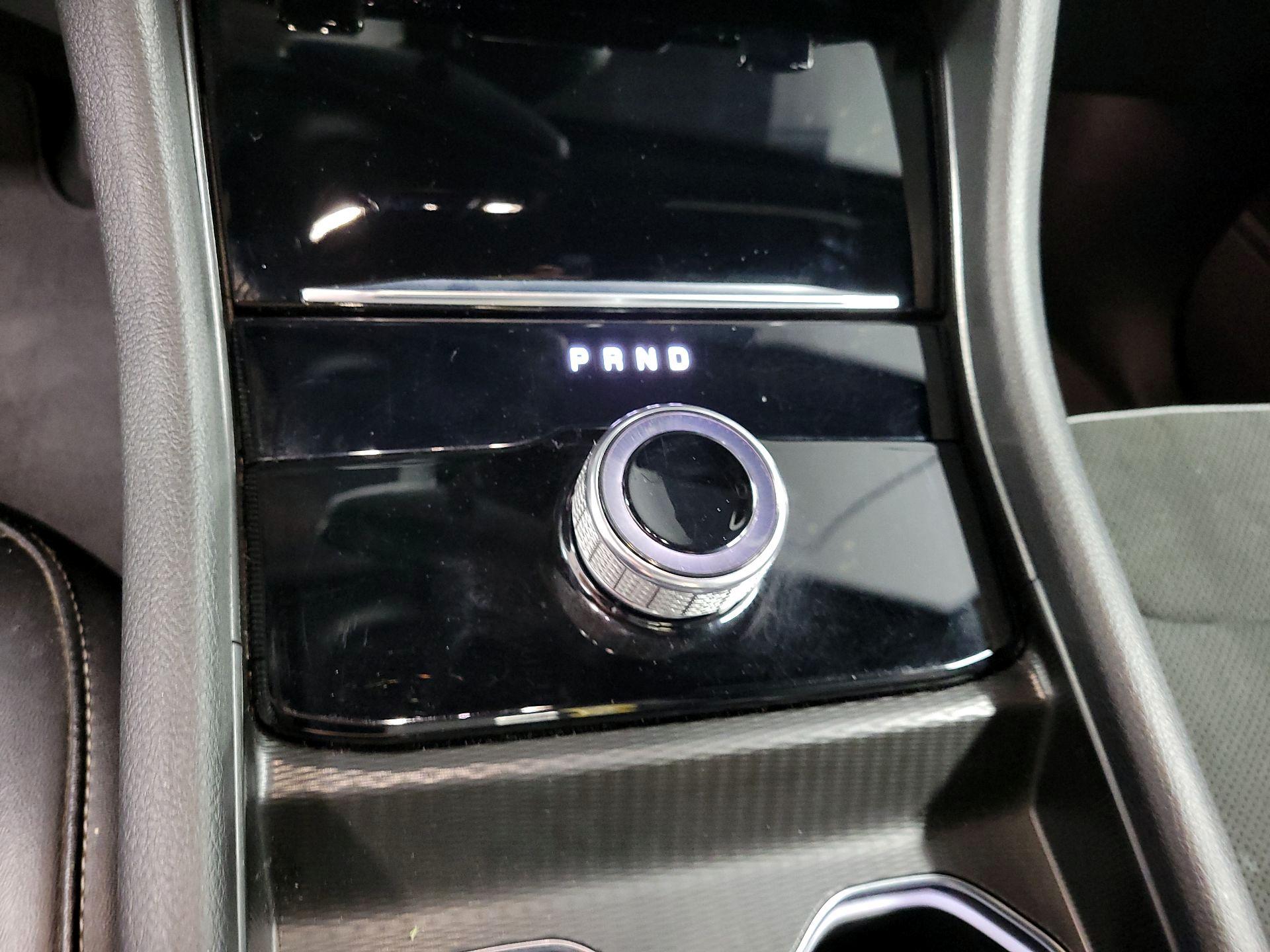 Thumbnail: 2024 Jeep Grand Cherokee - 17