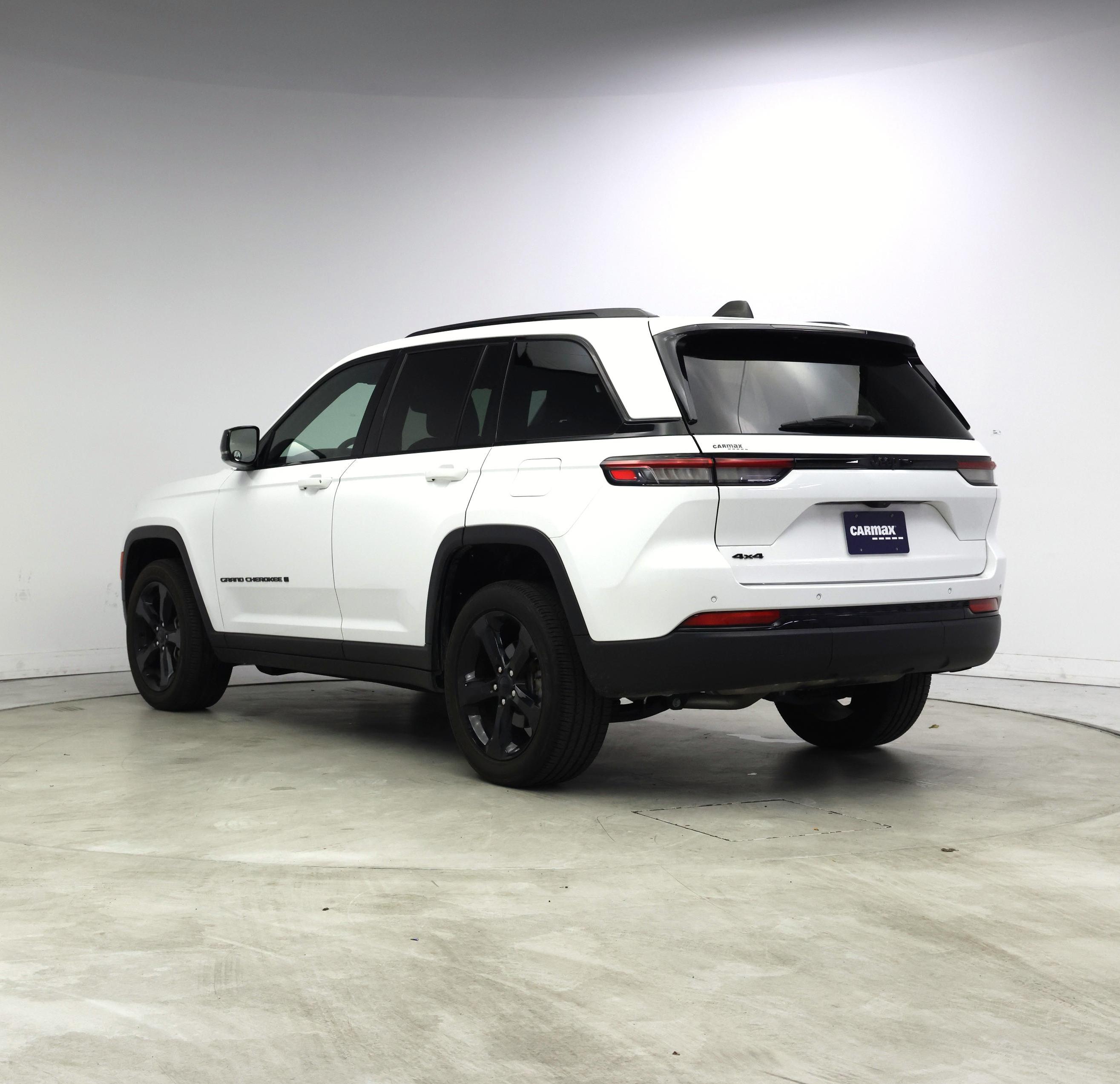 Thumbnail: 2024 Jeep Grand Cherokee - 2