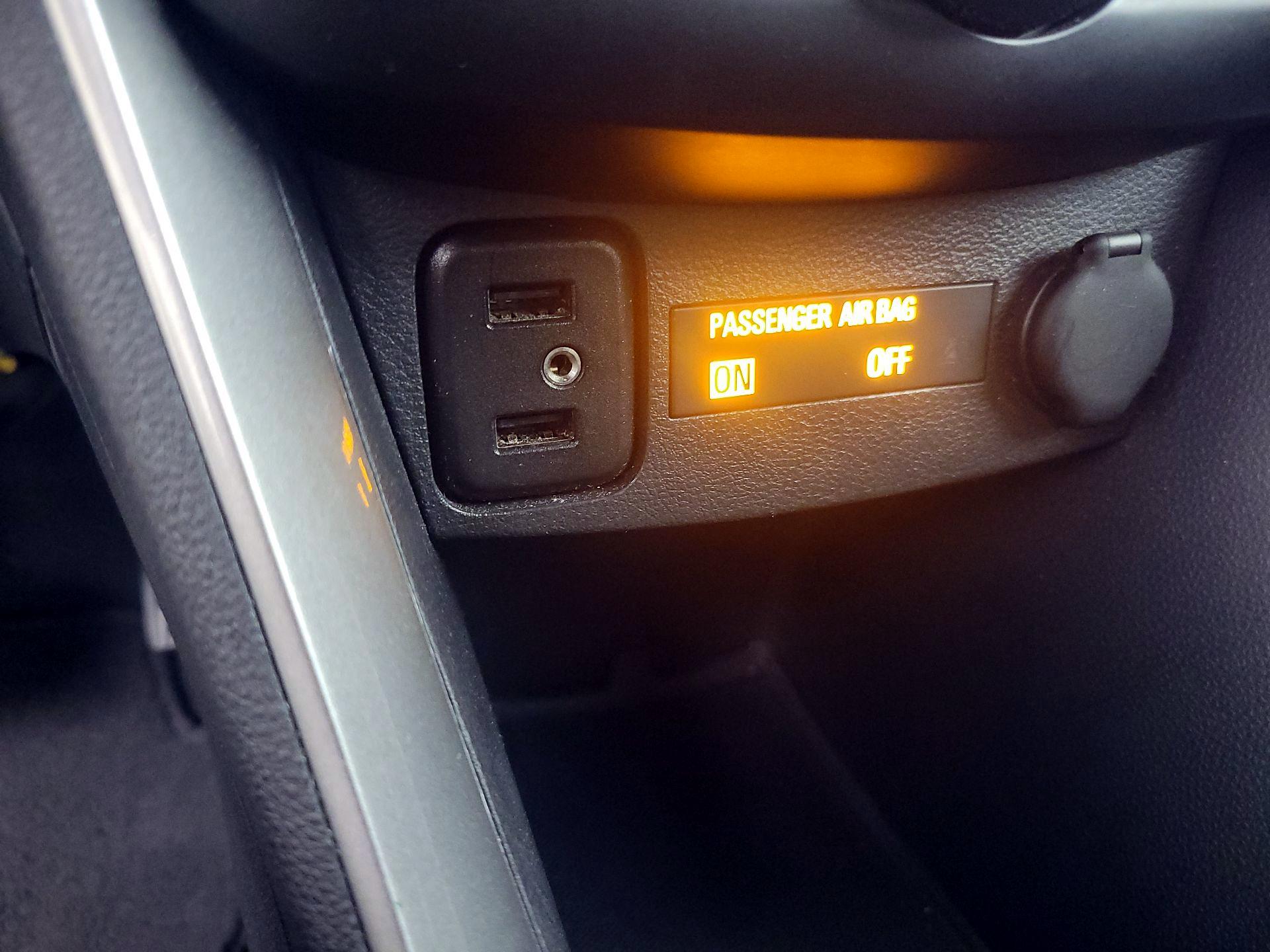 Thumbnail: 2019 Chevrolet Trax - 17