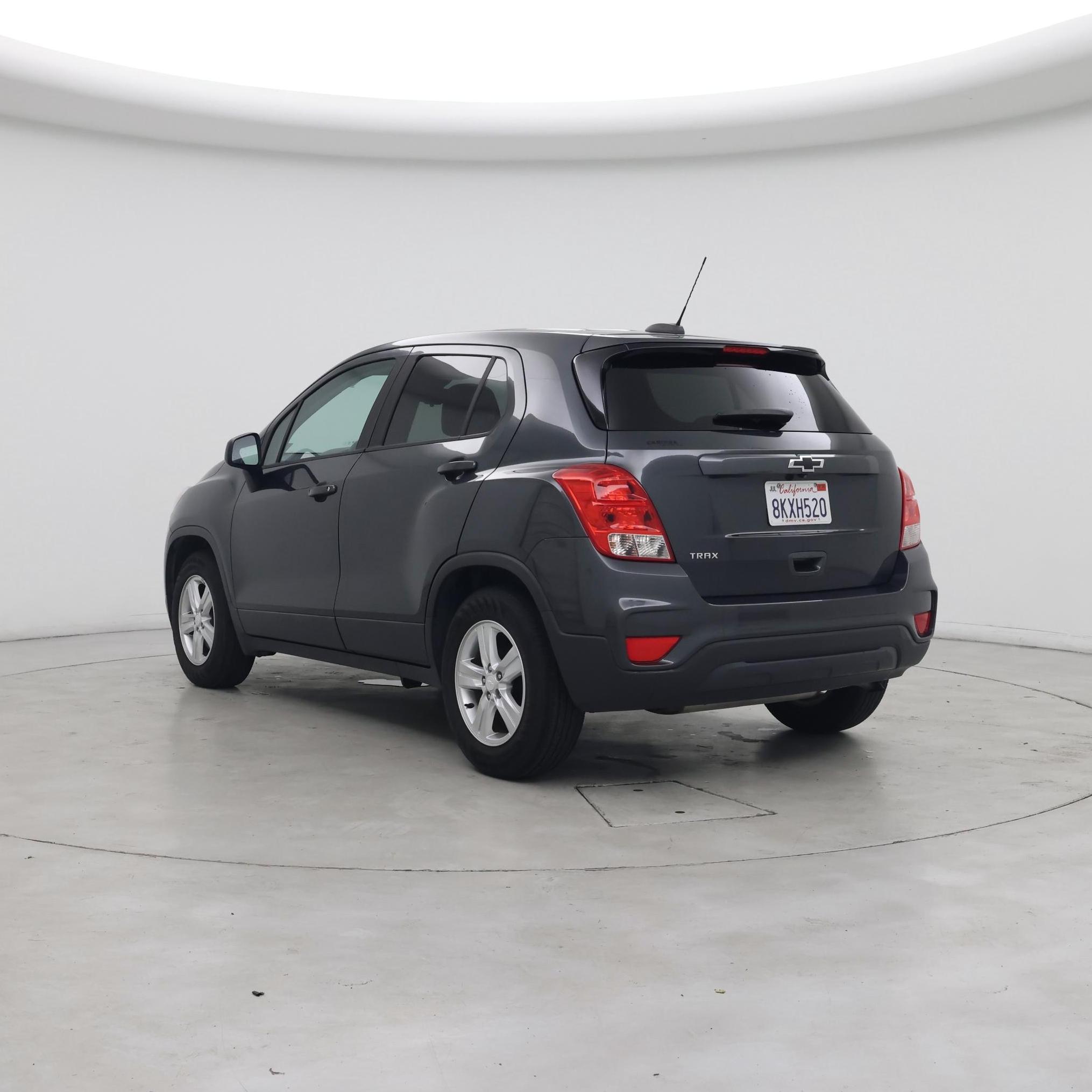 Thumbnail: 2019 Chevrolet Trax - 2