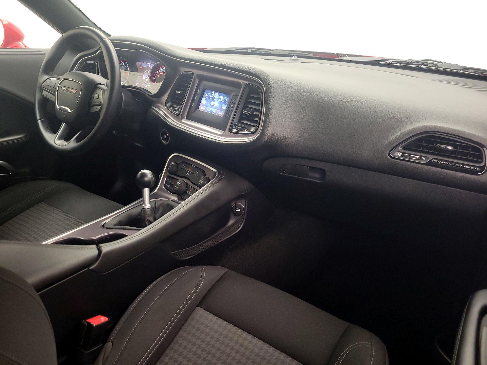 Thumbnail: 2015 Dodge Challenger - 9