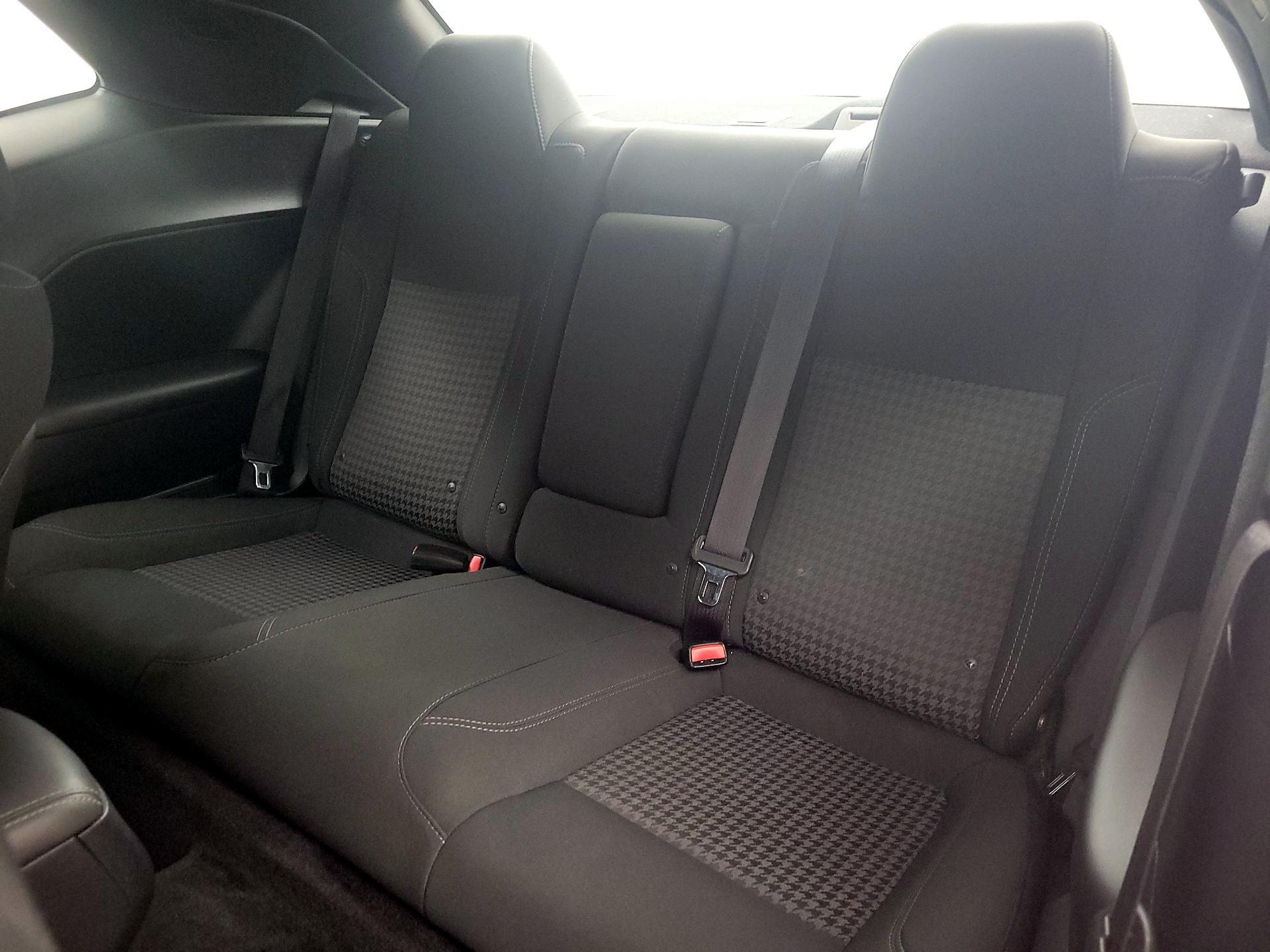 Thumbnail: 2015 Dodge Challenger - 17