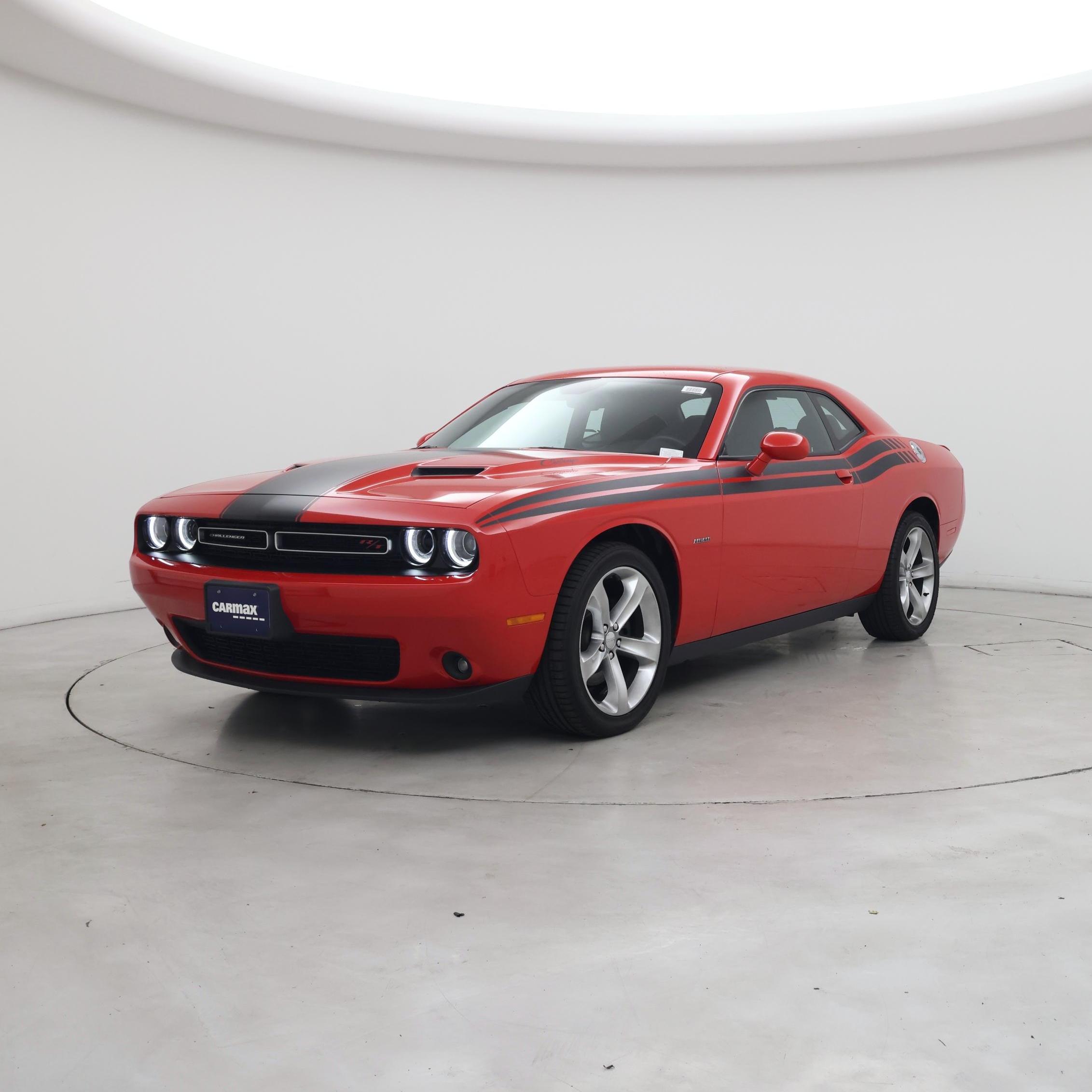 Thumbnail: 2015 Dodge Challenger - 4