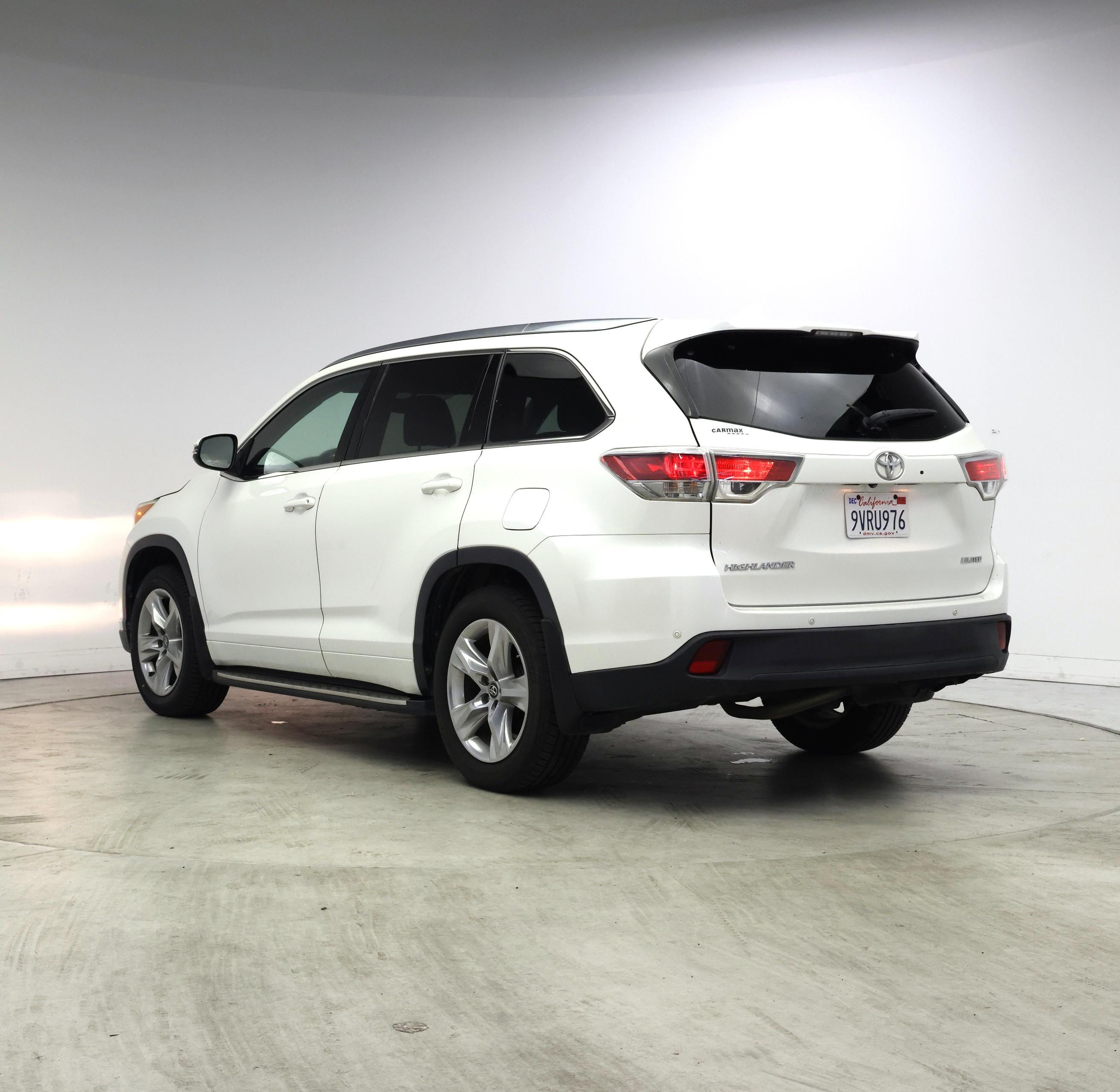 Thumbnail: 2016 Toyota Highlander - 2