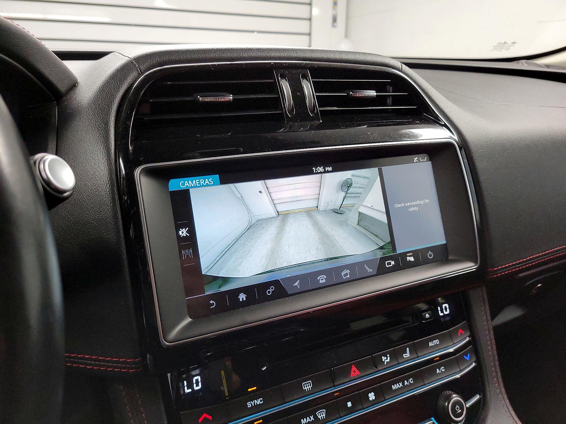 Thumbnail: 2020 Jaguar F-Pace - 15