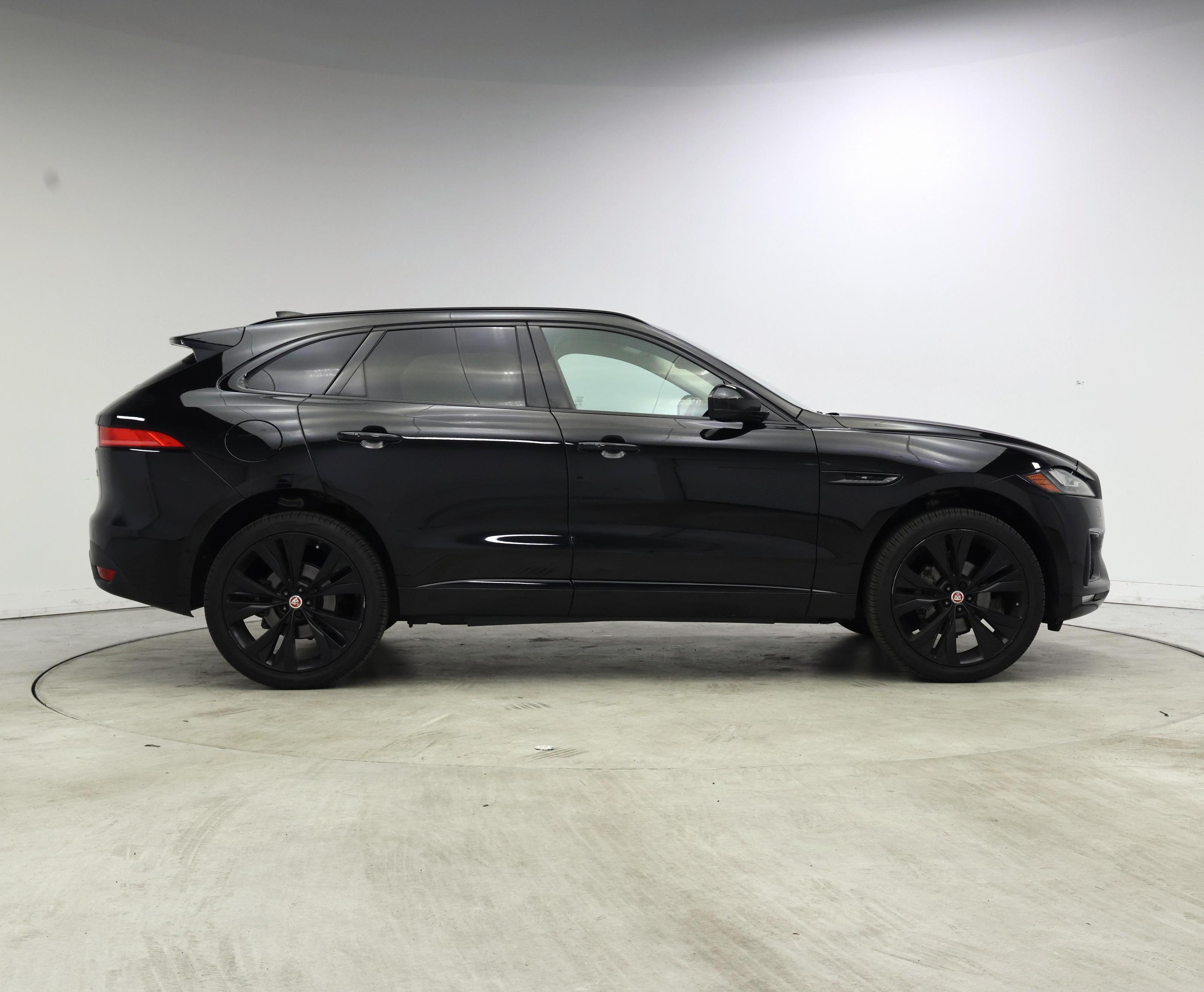 Thumbnail: 2020 Jaguar F-Pace - 7