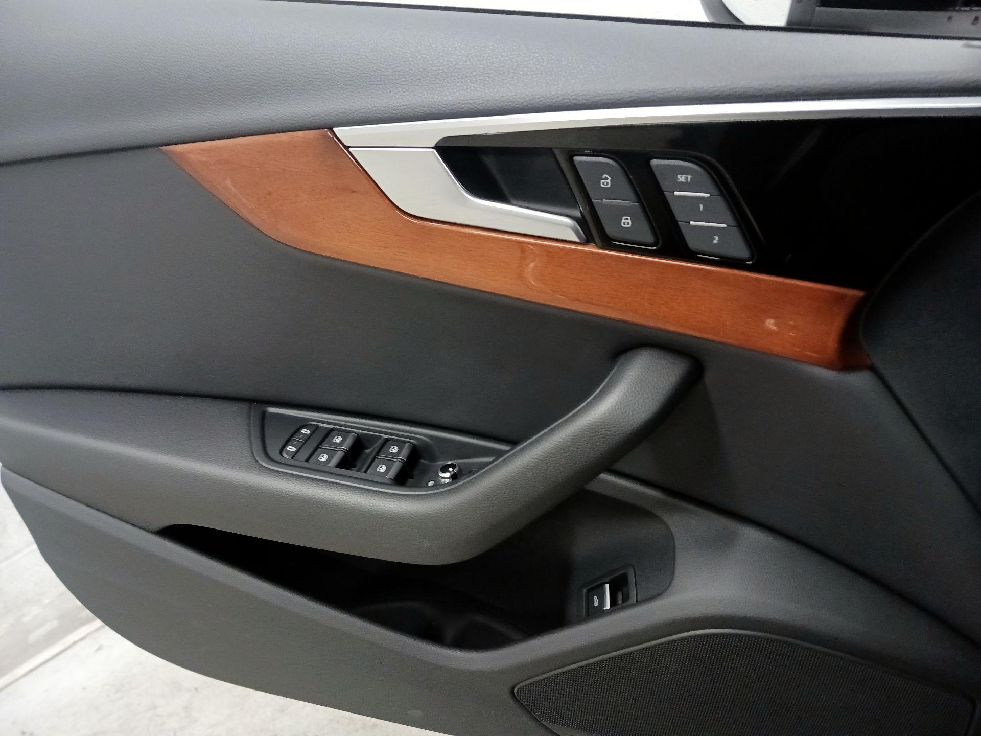 Thumbnail: 2020 Audi A4 - 12