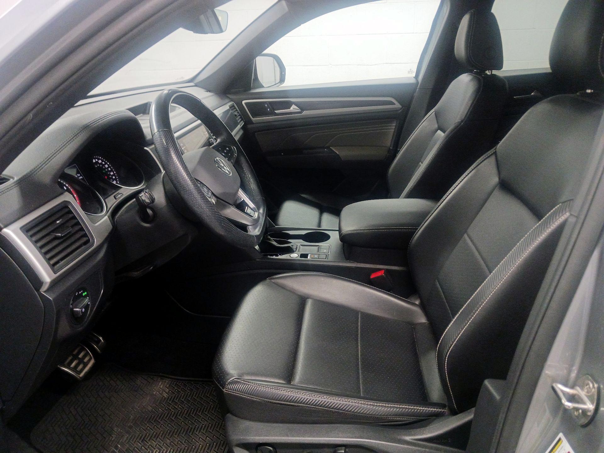 Thumbnail: 2021 Volkswagen Atlas - 11