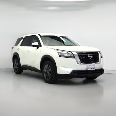 2022 Nissan Pathfinder S