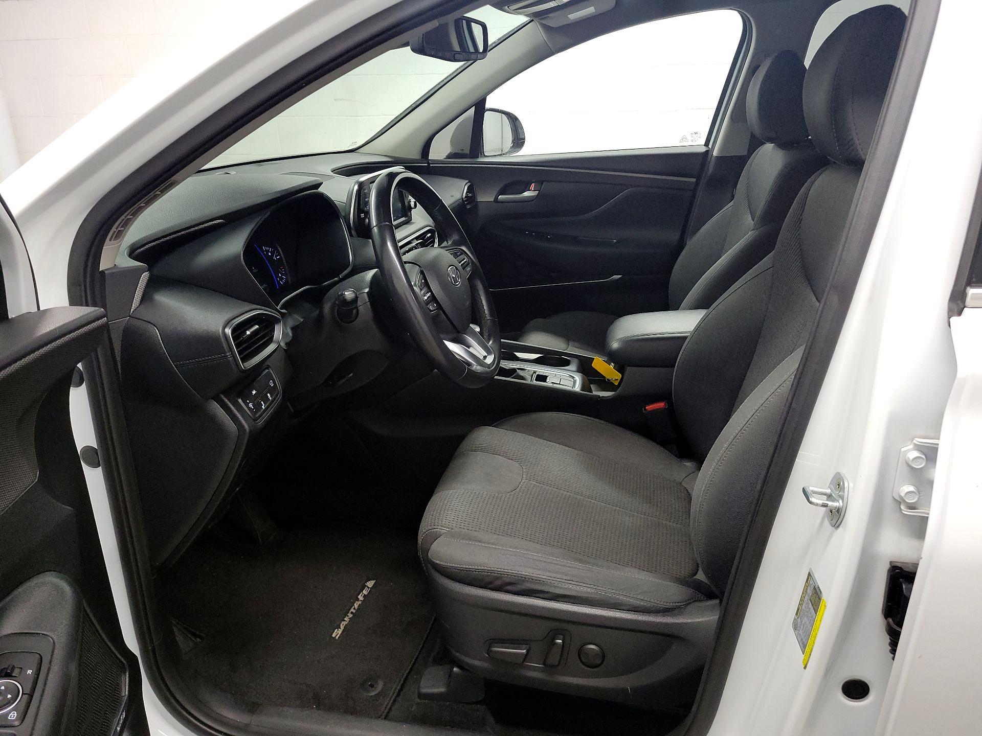 Thumbnail: 2019 Hyundai Santa Fe - 11