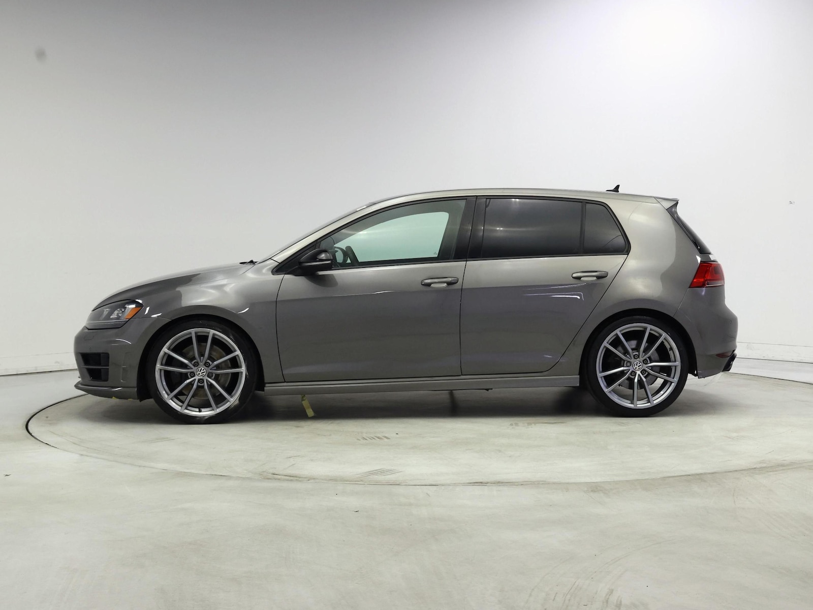 2017 Volkswagen Golf R R - Photo 4