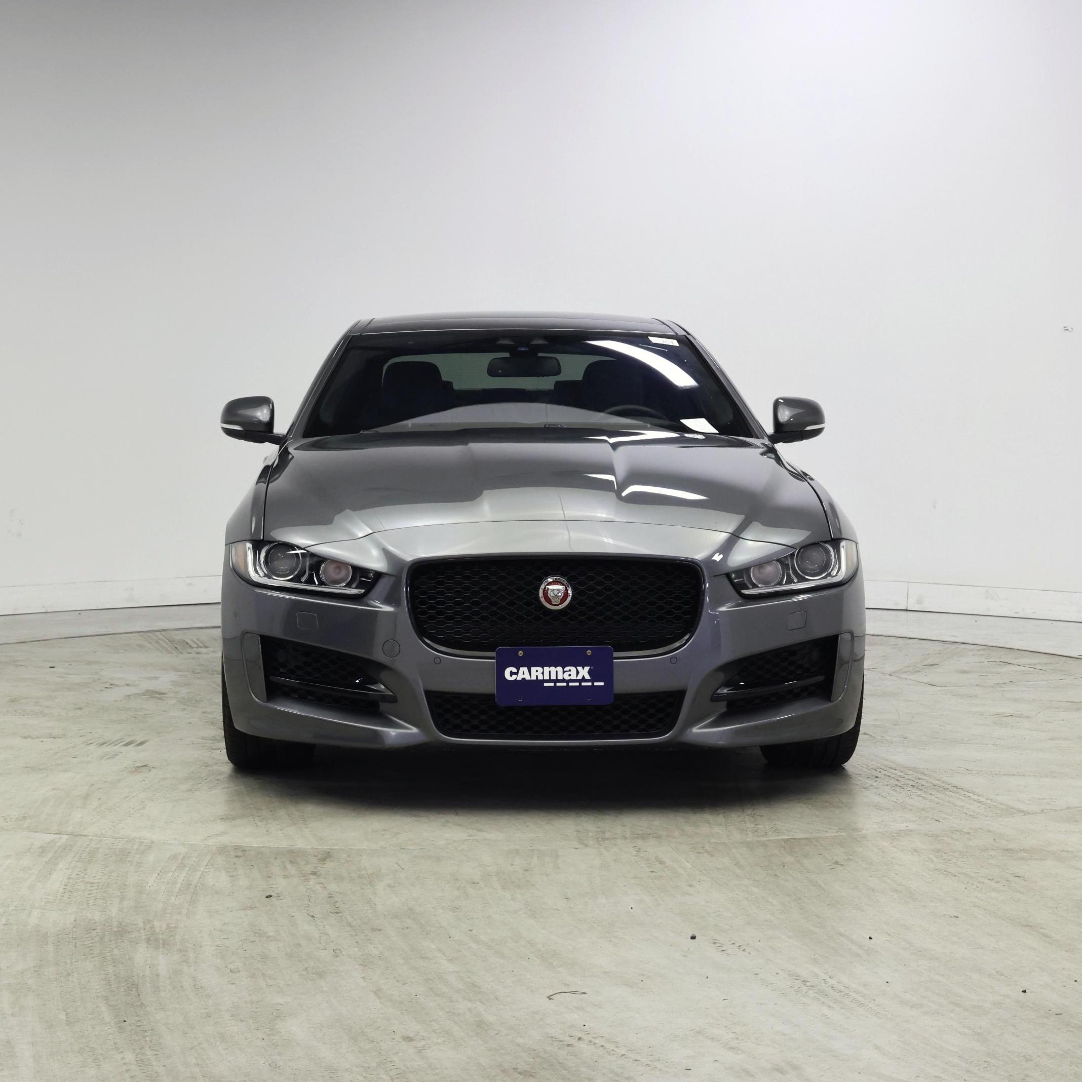 Thumbnail: 2018 Jaguar XE - 5