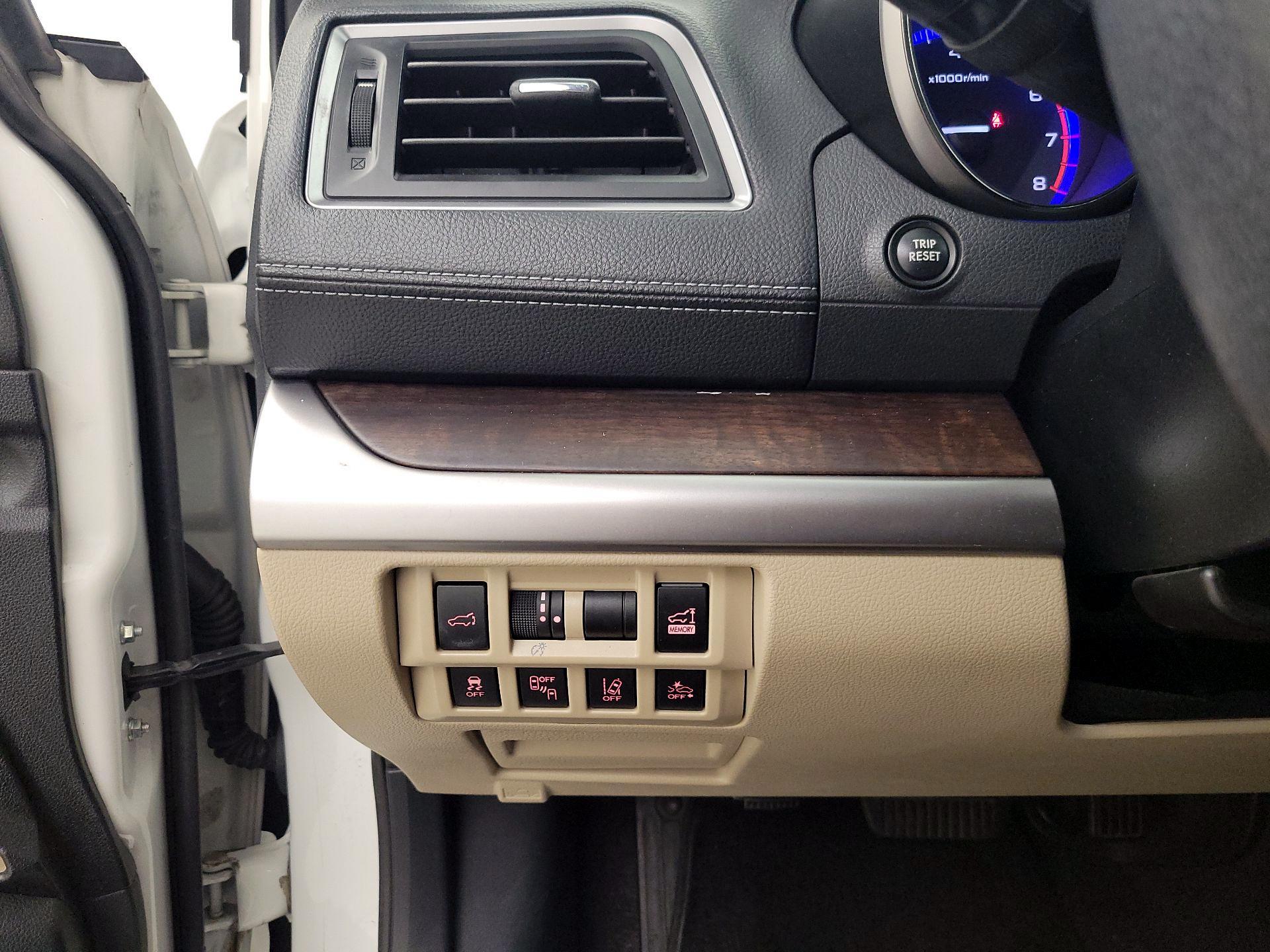 Thumbnail: 2019 Subaru Outback - 13