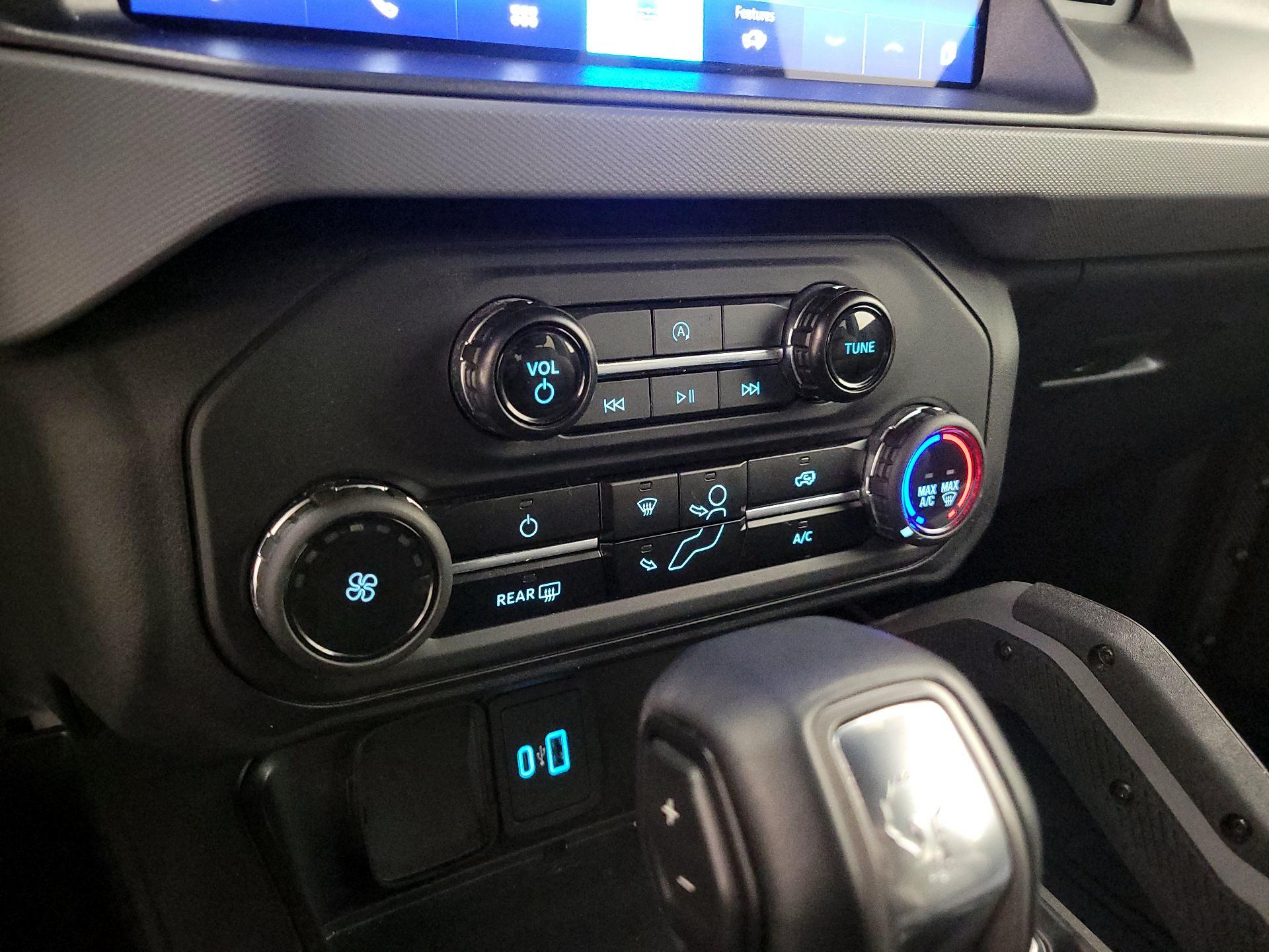 Thumbnail: 2024 Ford Bronco - 16