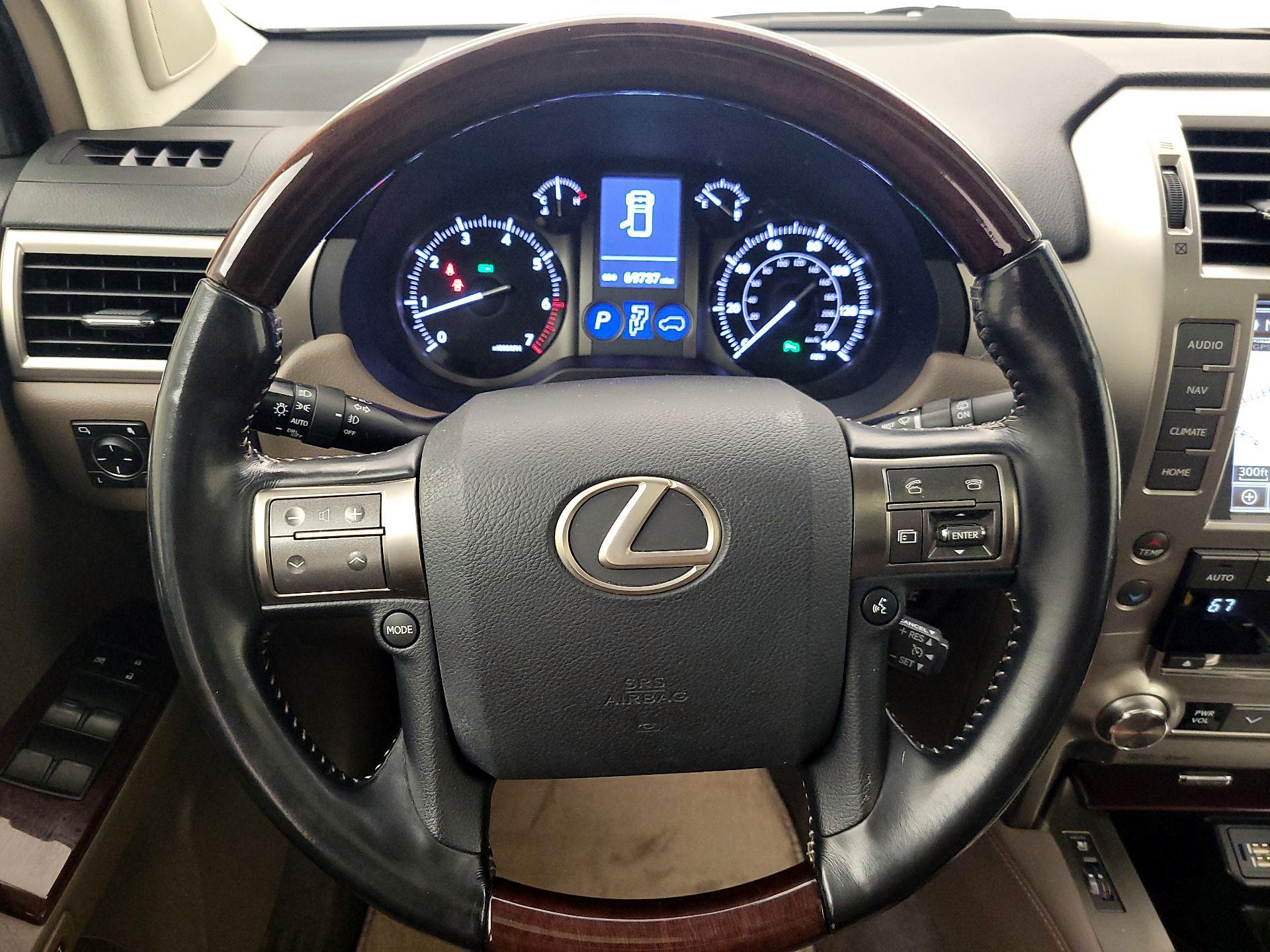 Thumbnail: 2019 Lexus GX - 10