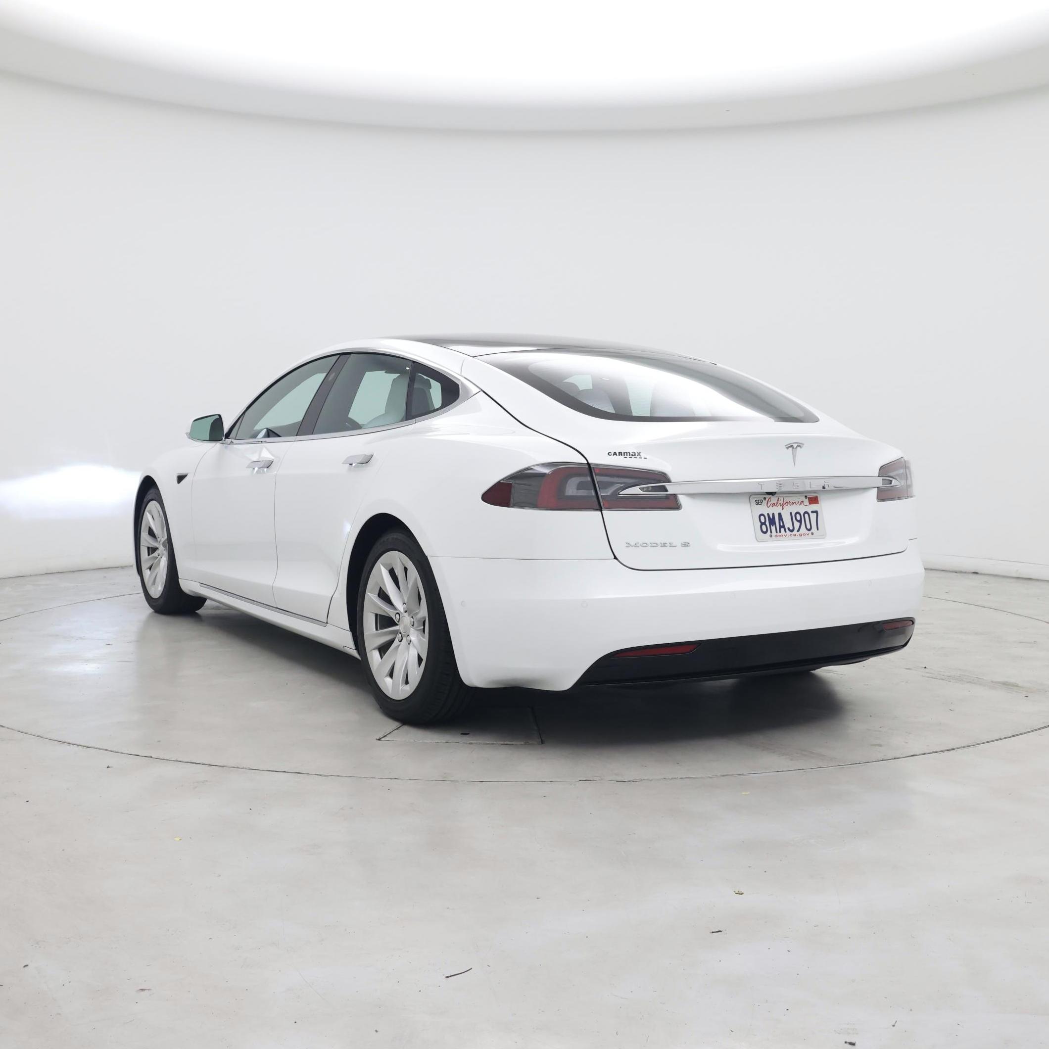 Thumbnail: 2019 Tesla Model S - 2