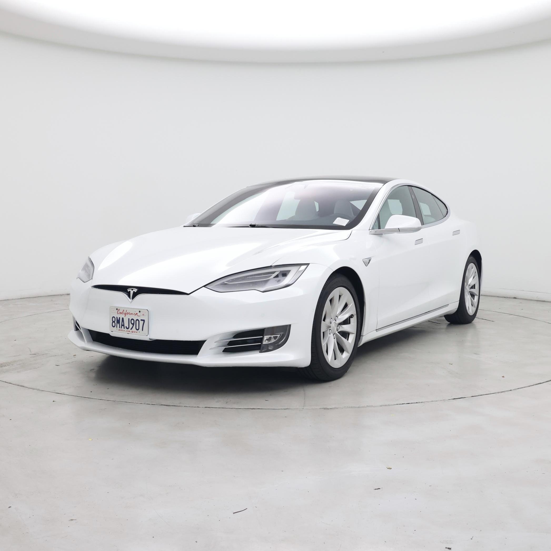 Thumbnail: 2019 Tesla Model S - 4