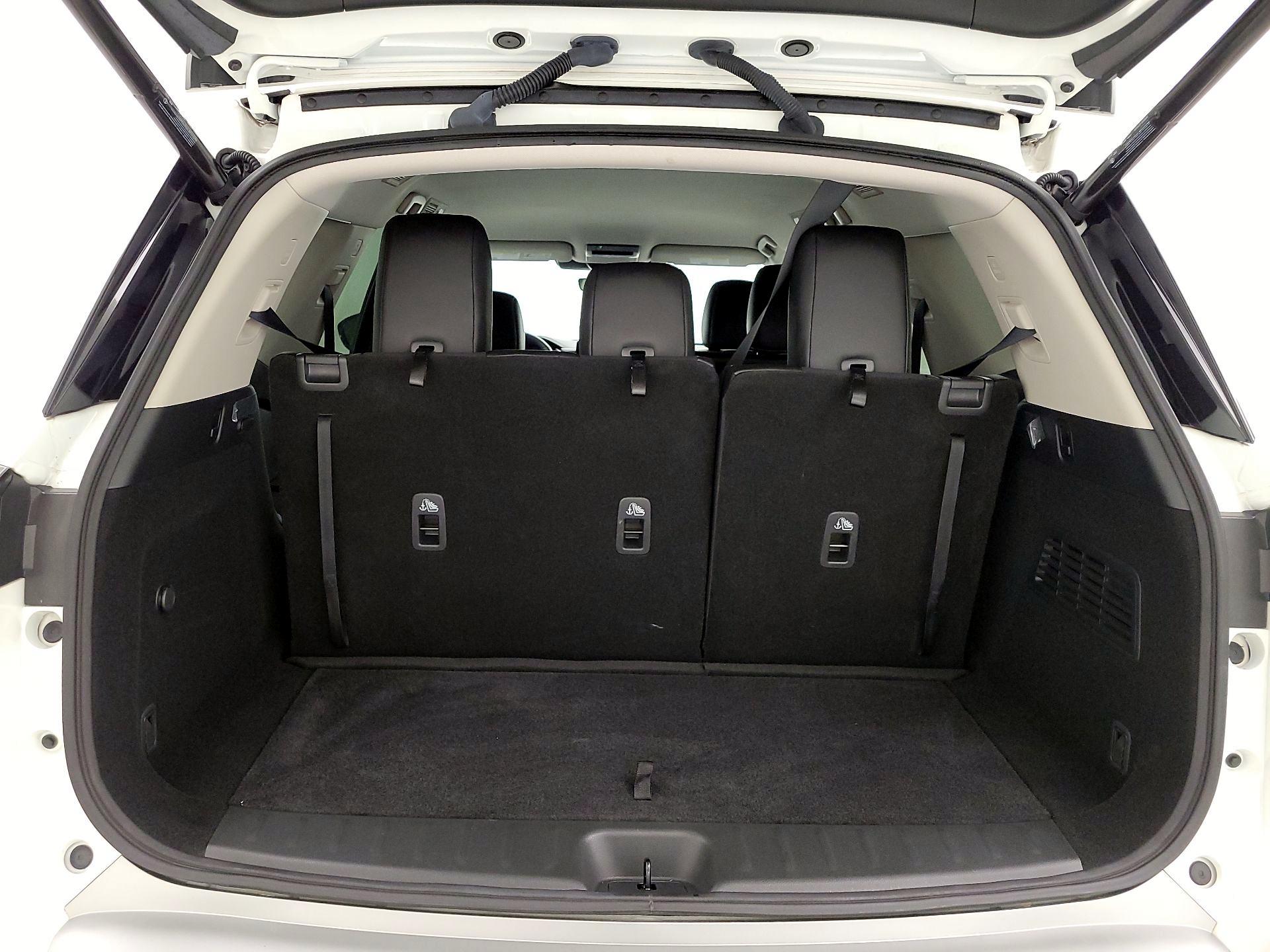 Thumbnail: 2023 Nissan Pathfinder - 19