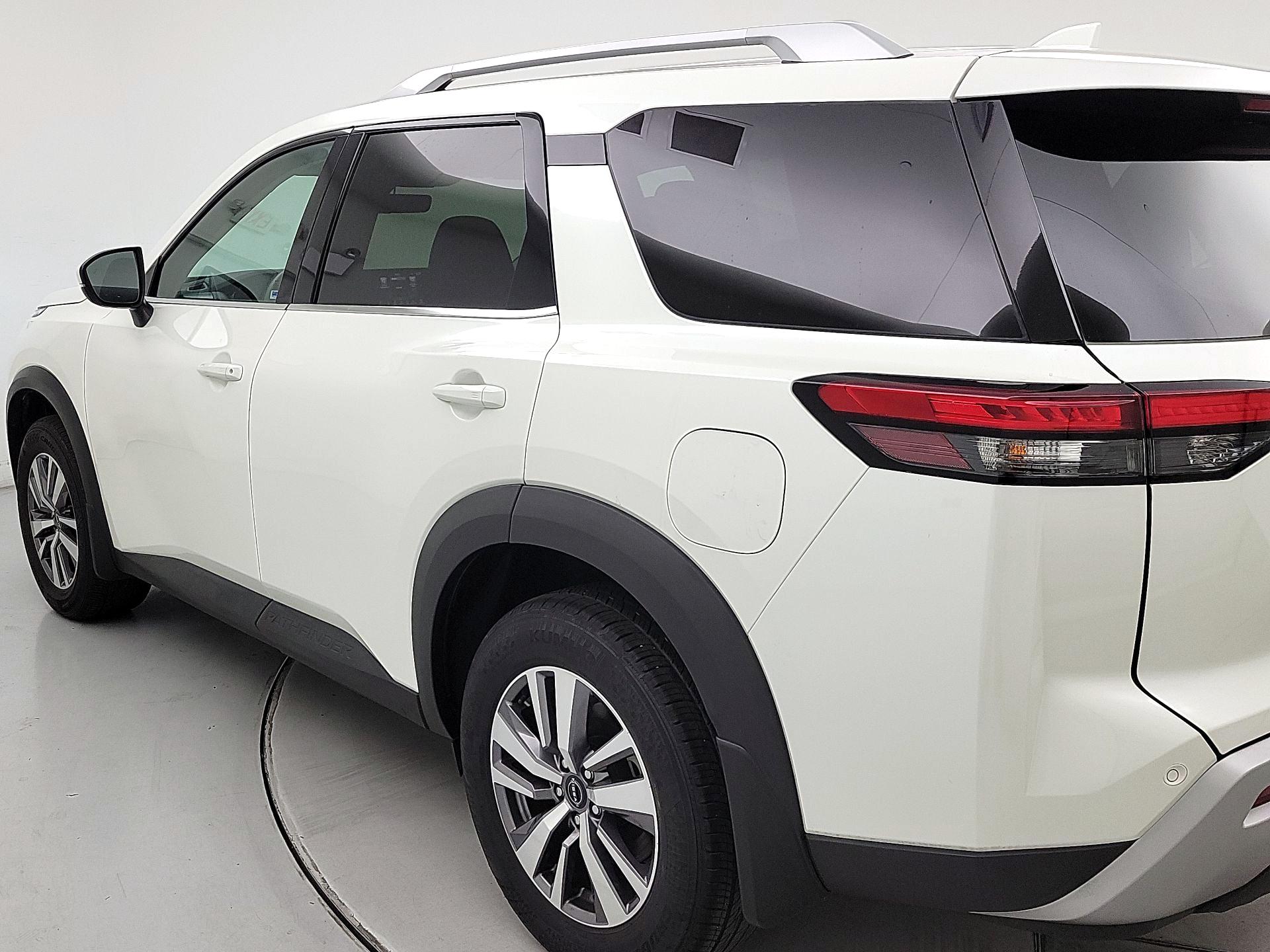 Thumbnail: 2023 Nissan Pathfinder - 7