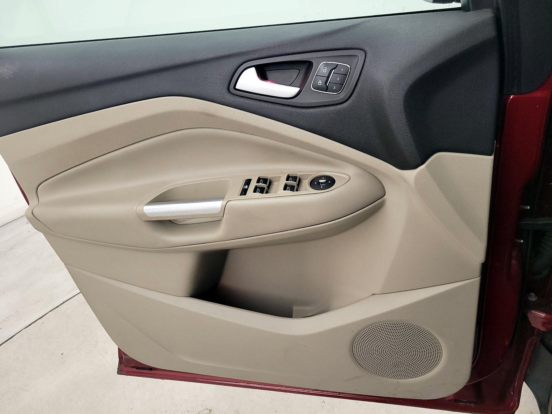 Thumbnail: 2014 Ford Escape - 12