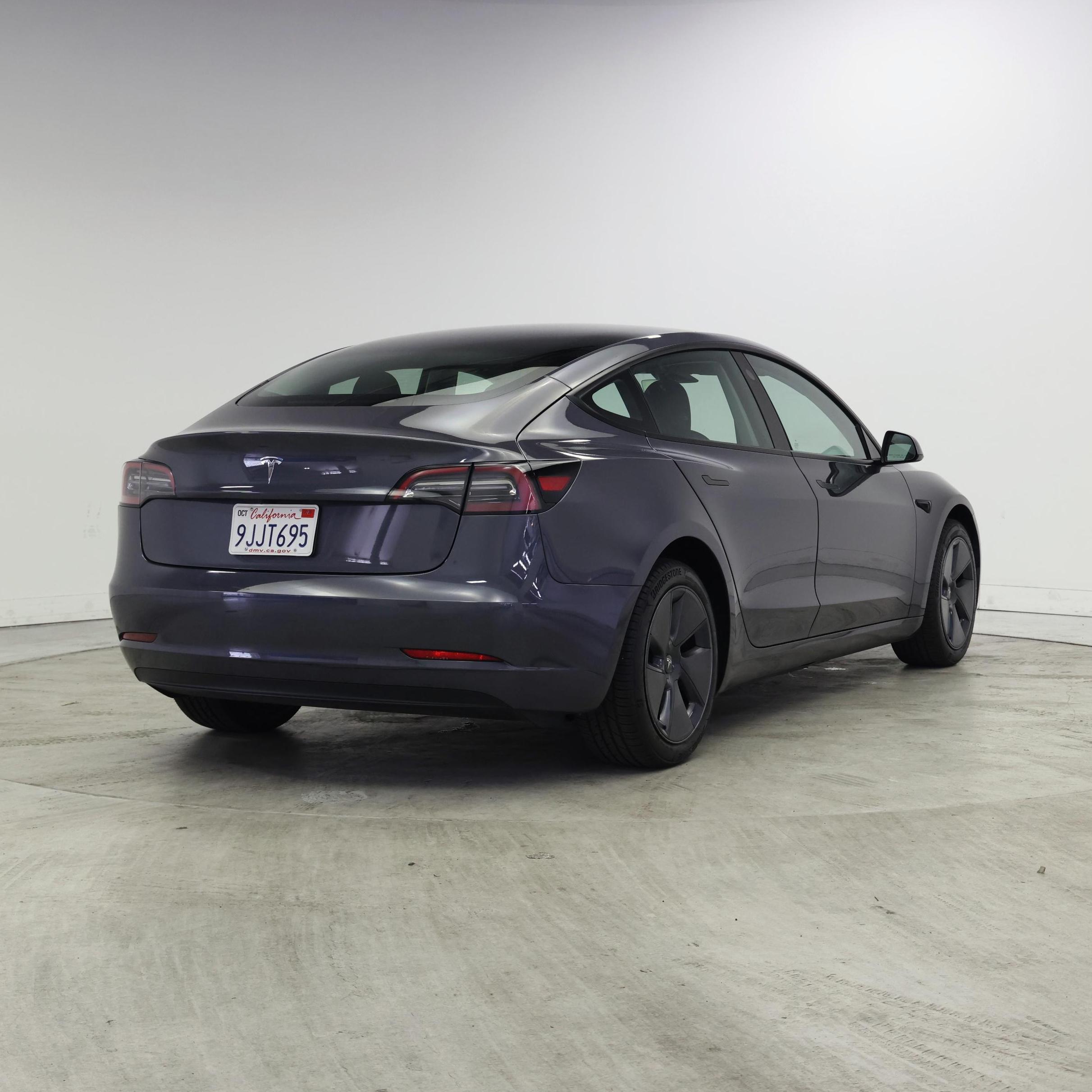 Thumbnail: 2023 Tesla Model 3 - 8