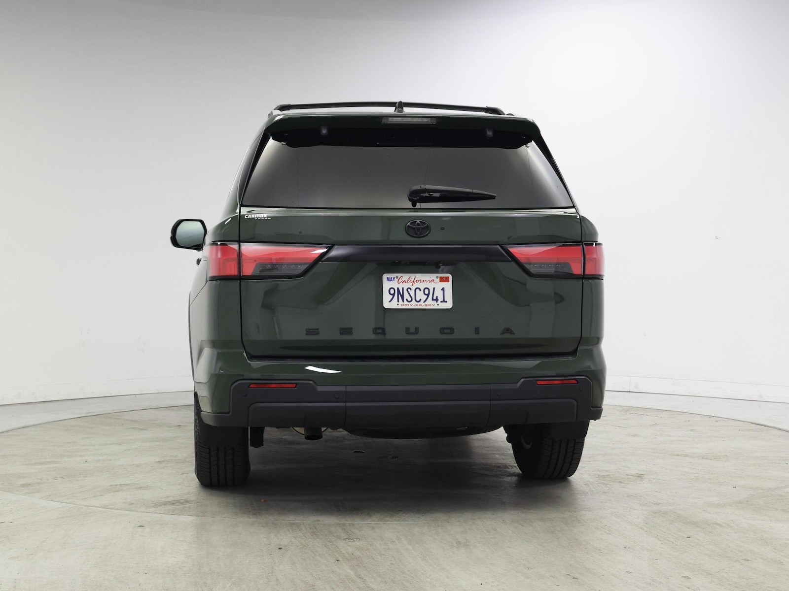 2023 Toyota Sequoia SR5 - Photo 7