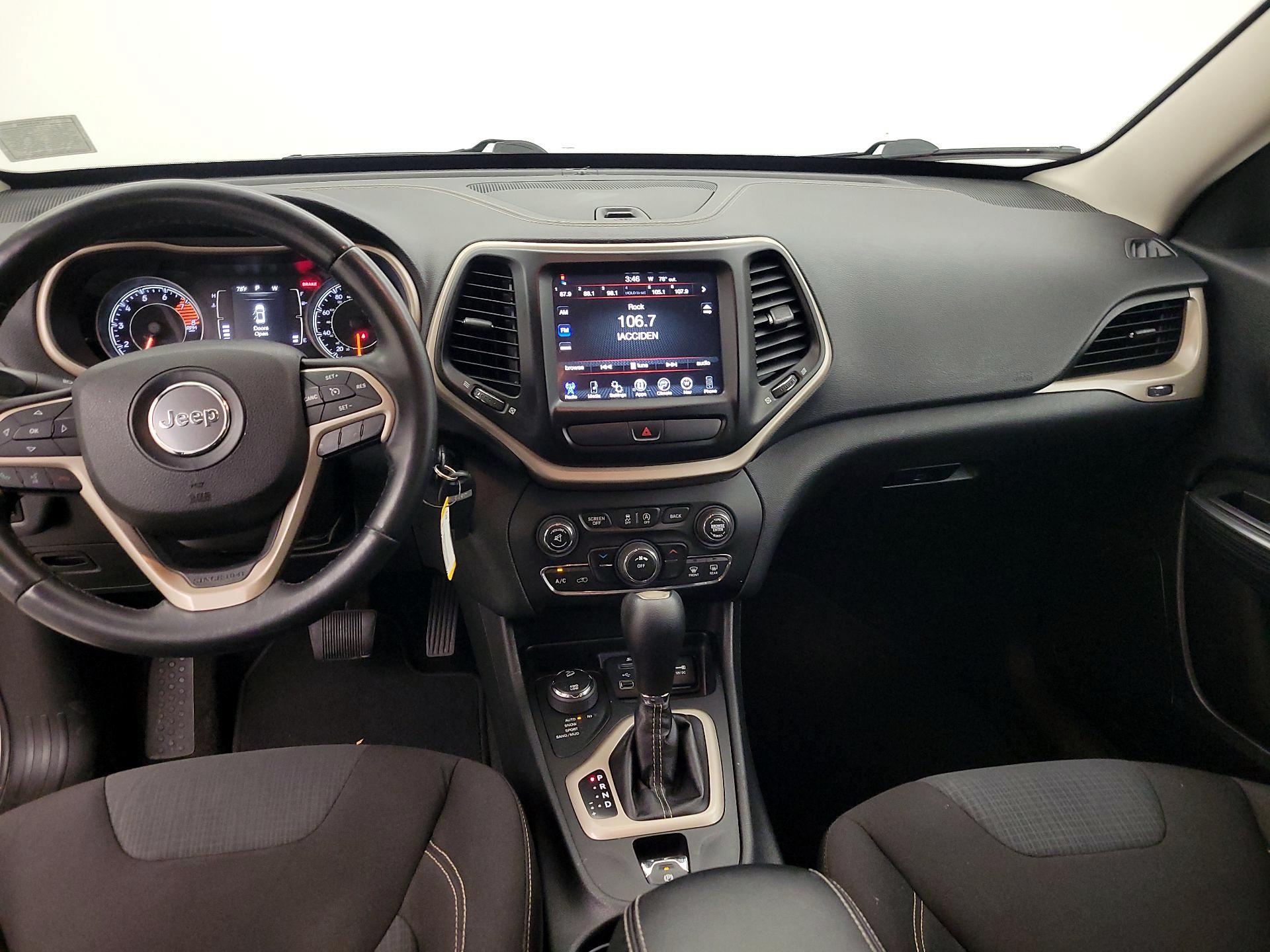 Thumbnail: 2016 Jeep Cherokee - 9