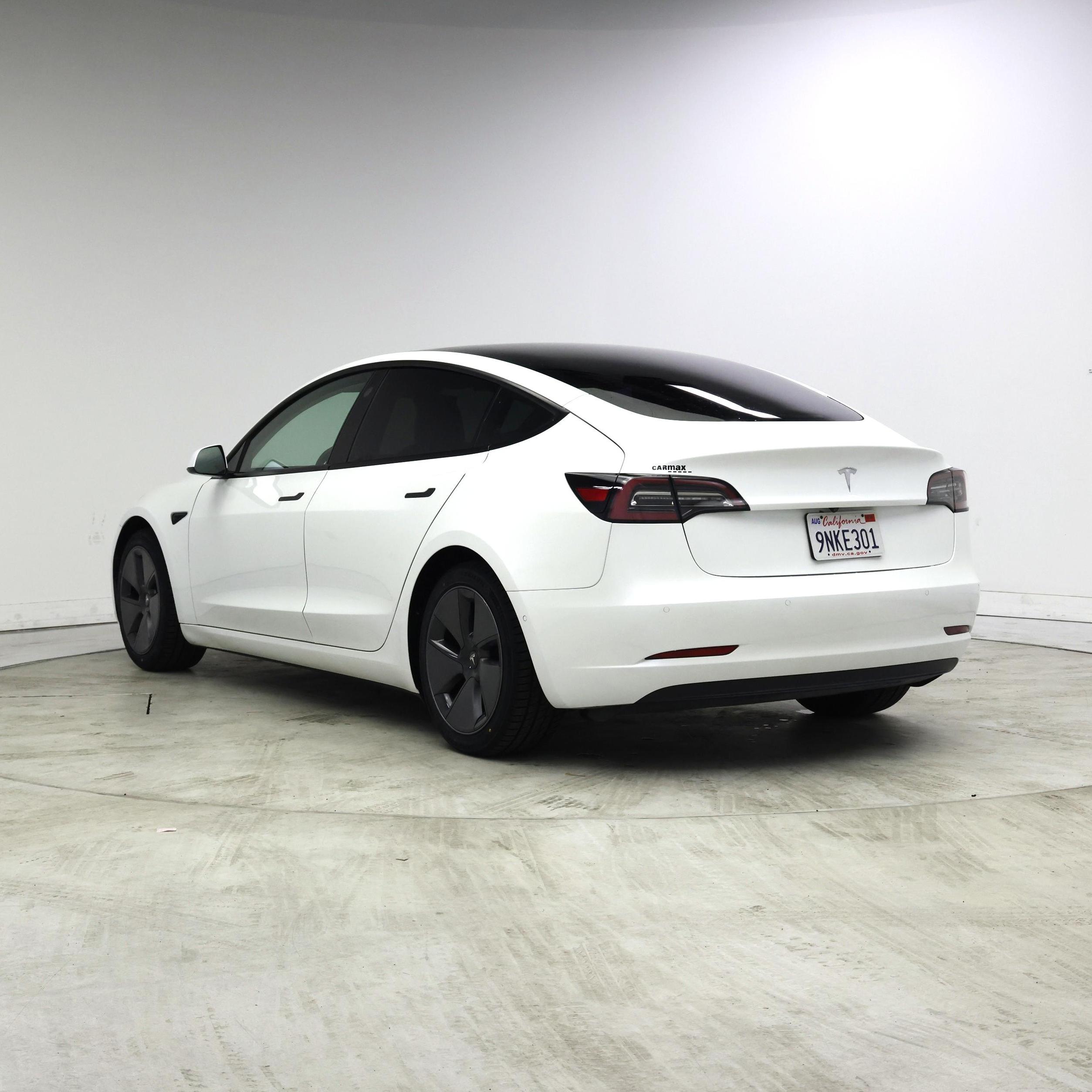 Thumbnail: 2021 Tesla Model 3 - 2