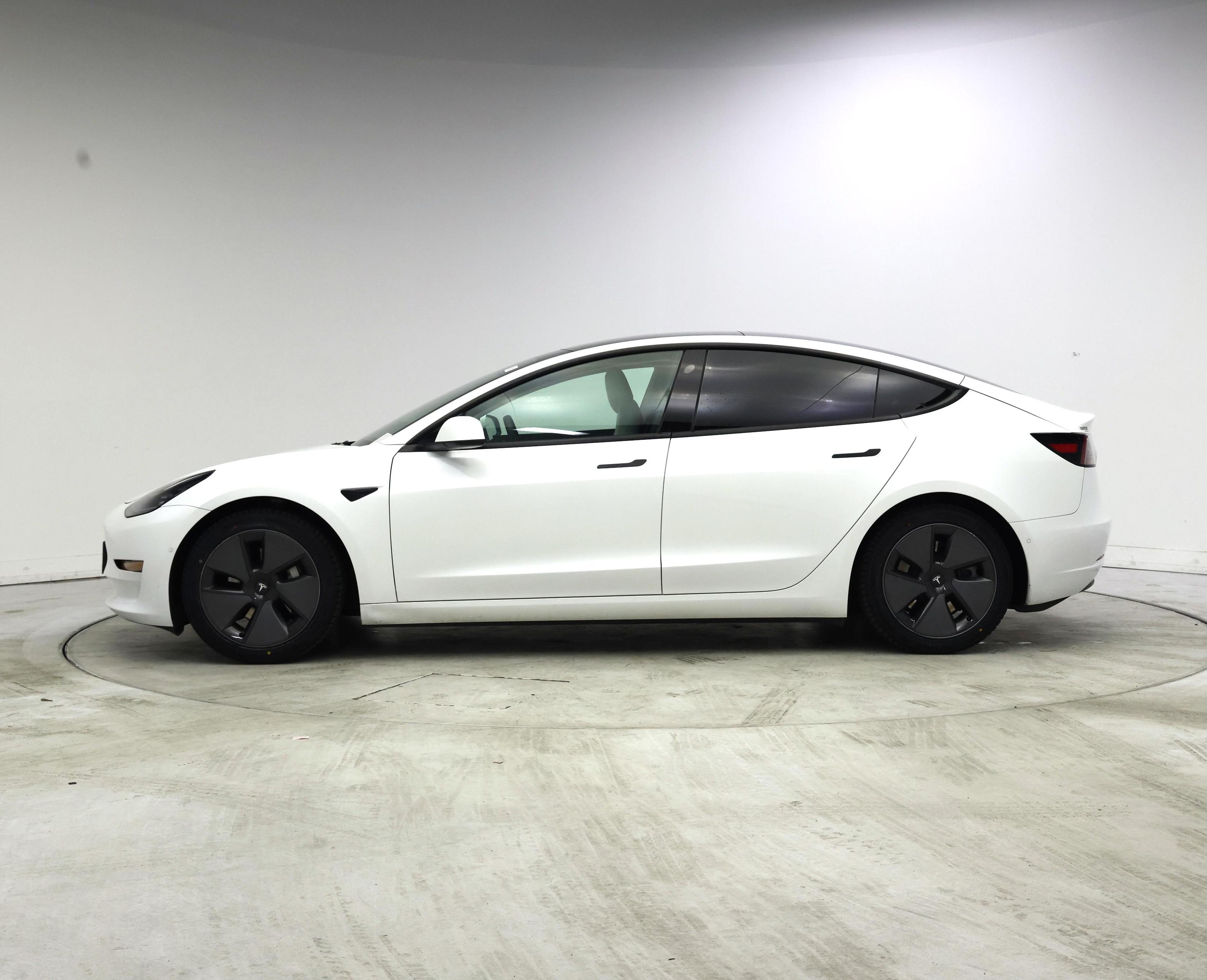 Thumbnail: 2021 Tesla Model 3 - 3
