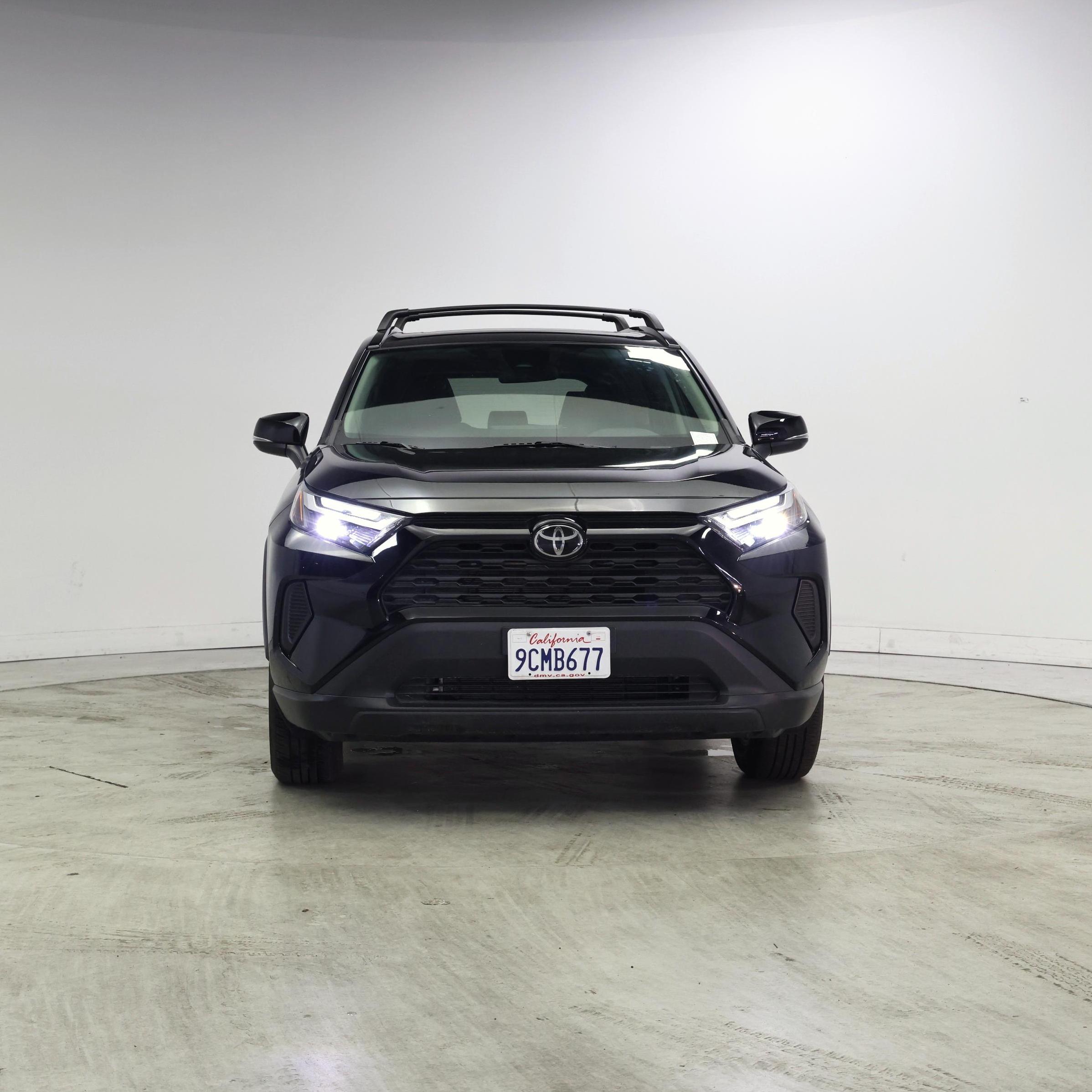 Thumbnail: 2022 Toyota RAV4 - 5