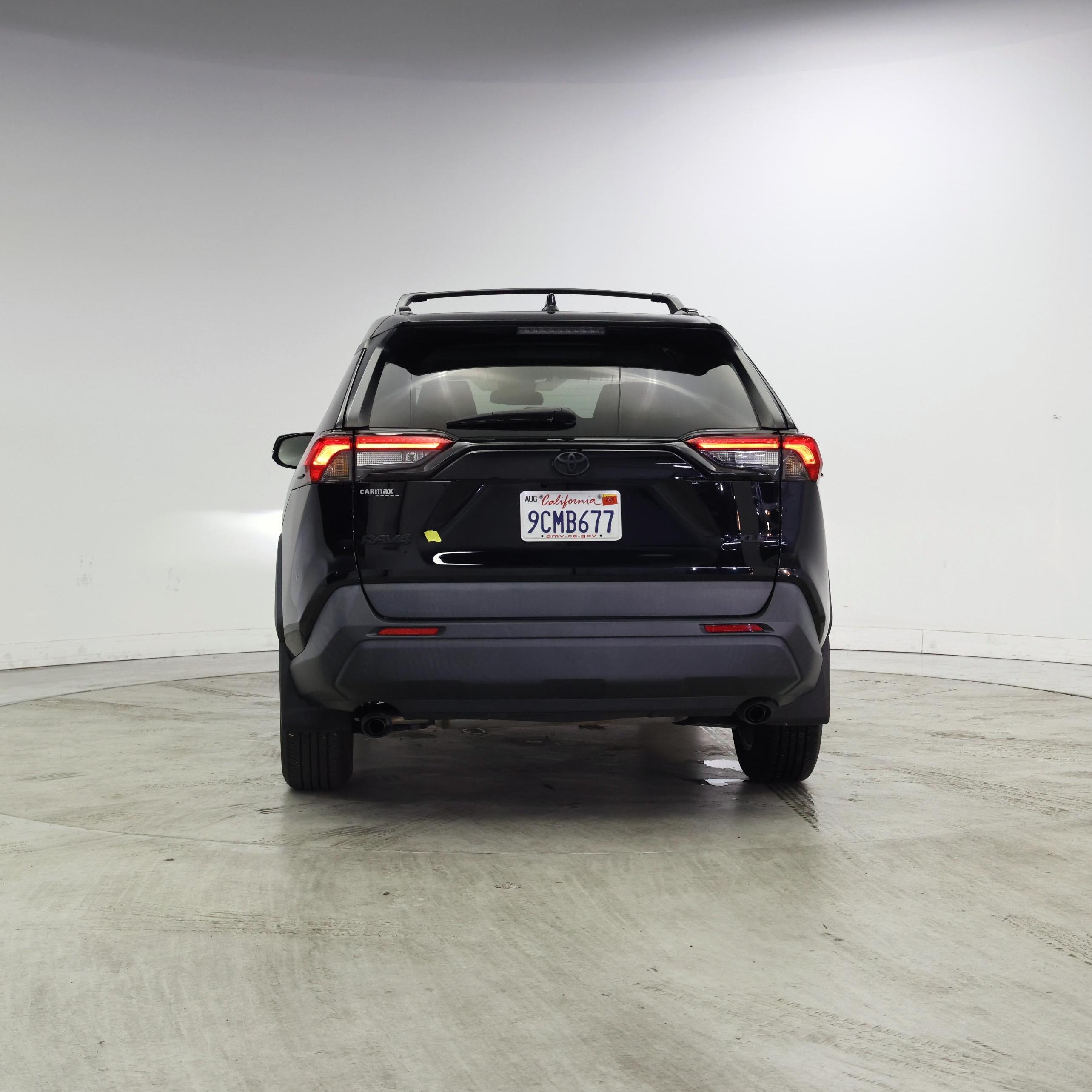 Thumbnail: 2022 Toyota RAV4 - 6