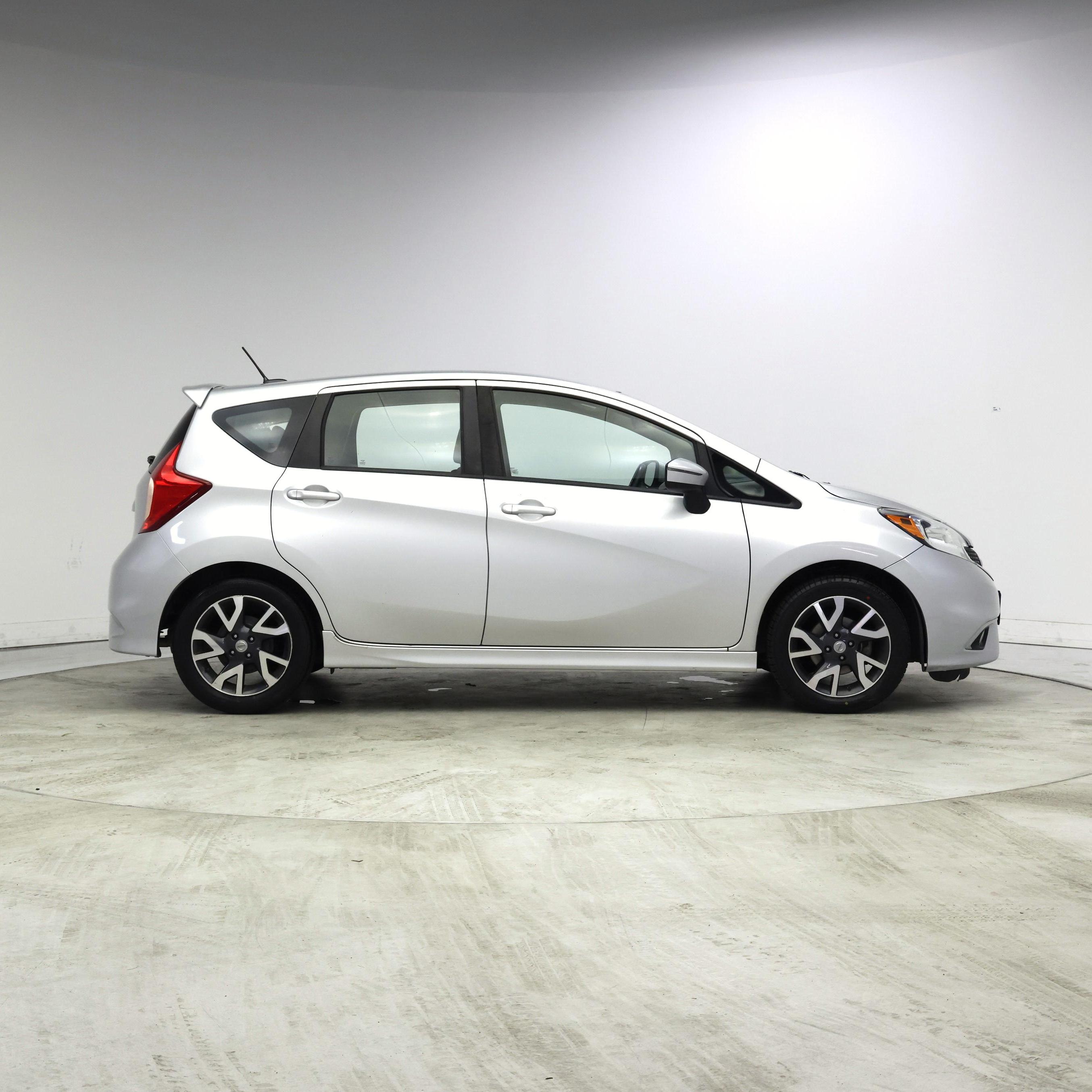 Thumbnail: 2016 Nissan Versa Note - 7