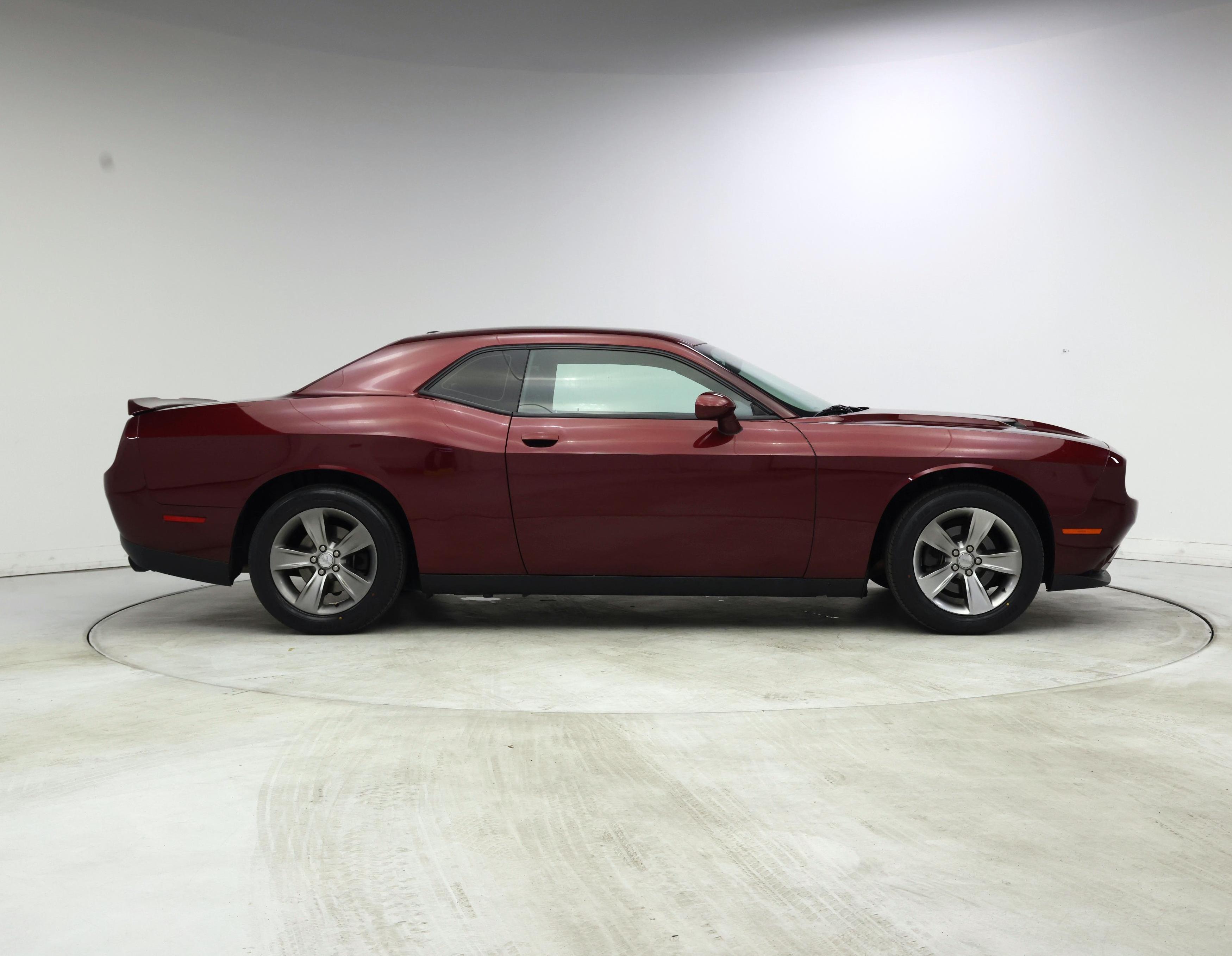 Thumbnail: 2019 Dodge Challenger - 7