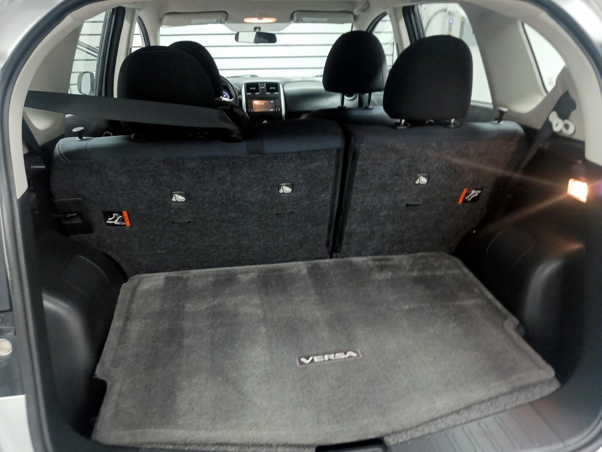 Thumbnail: 2014 Nissan Versa Note - 18