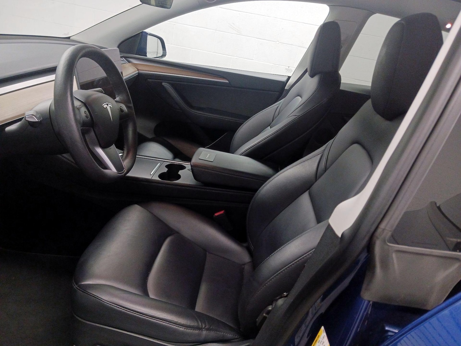 2023 Tesla Model Y Long Range - Photo 12