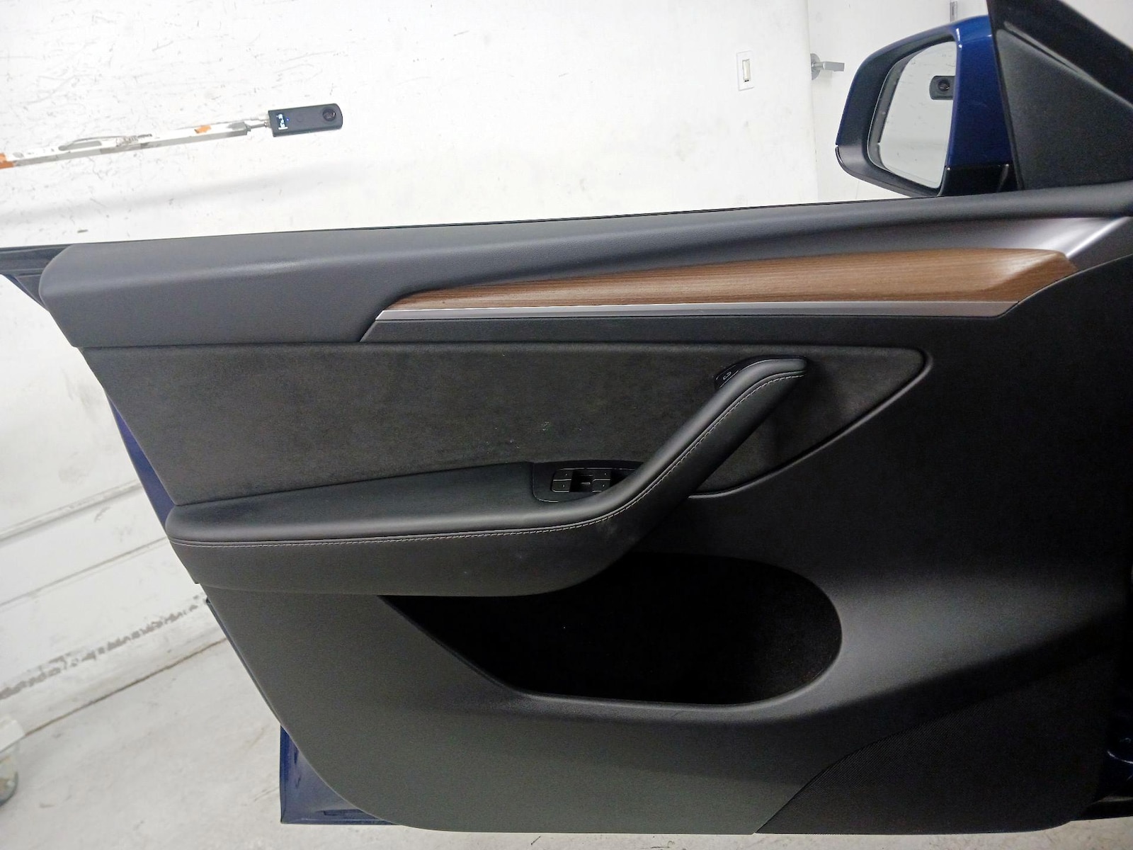 2023 Tesla Model Y Long Range - Photo 13