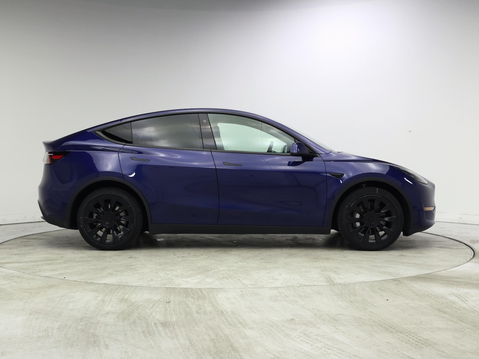 2023 Tesla Model Y Long Range - Photo 8