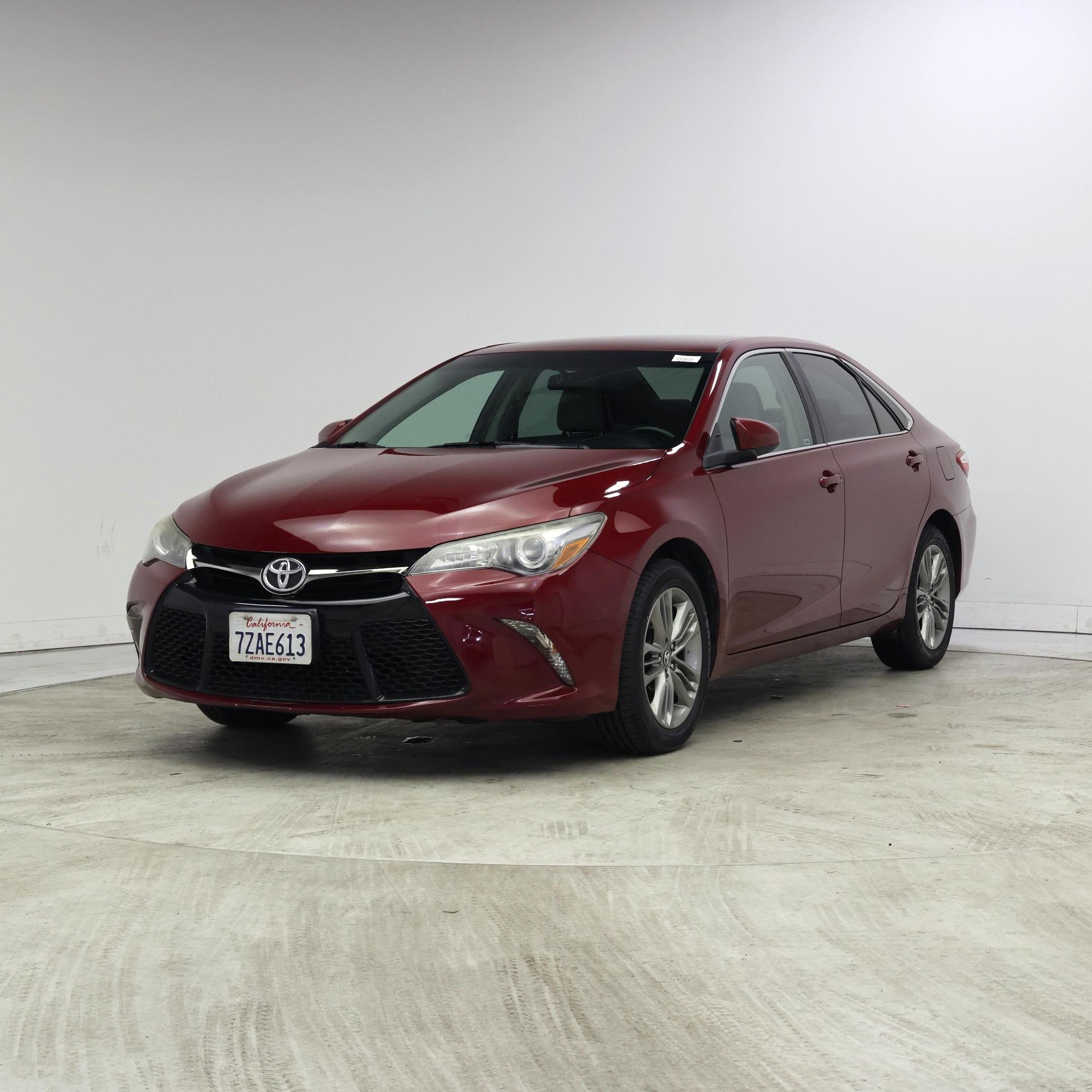 Thumbnail: 2017 Toyota Camry - 4