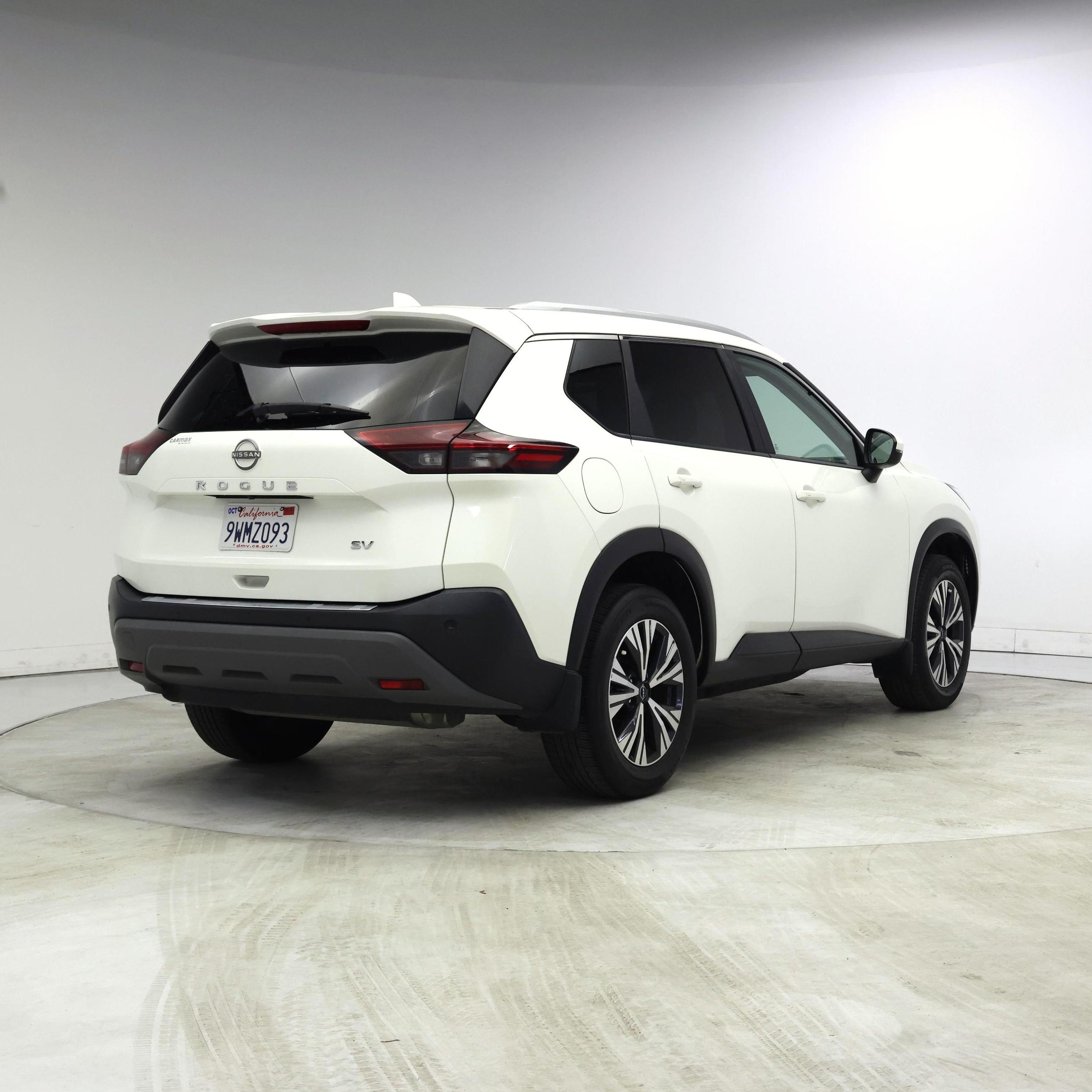 Thumbnail: 2023 Nissan Rogue - 8