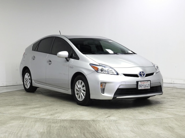 Silver 2014 Toyota Prius Plug-In Hybrid Advanced Hatchback Front-Wheel Drive Automatic