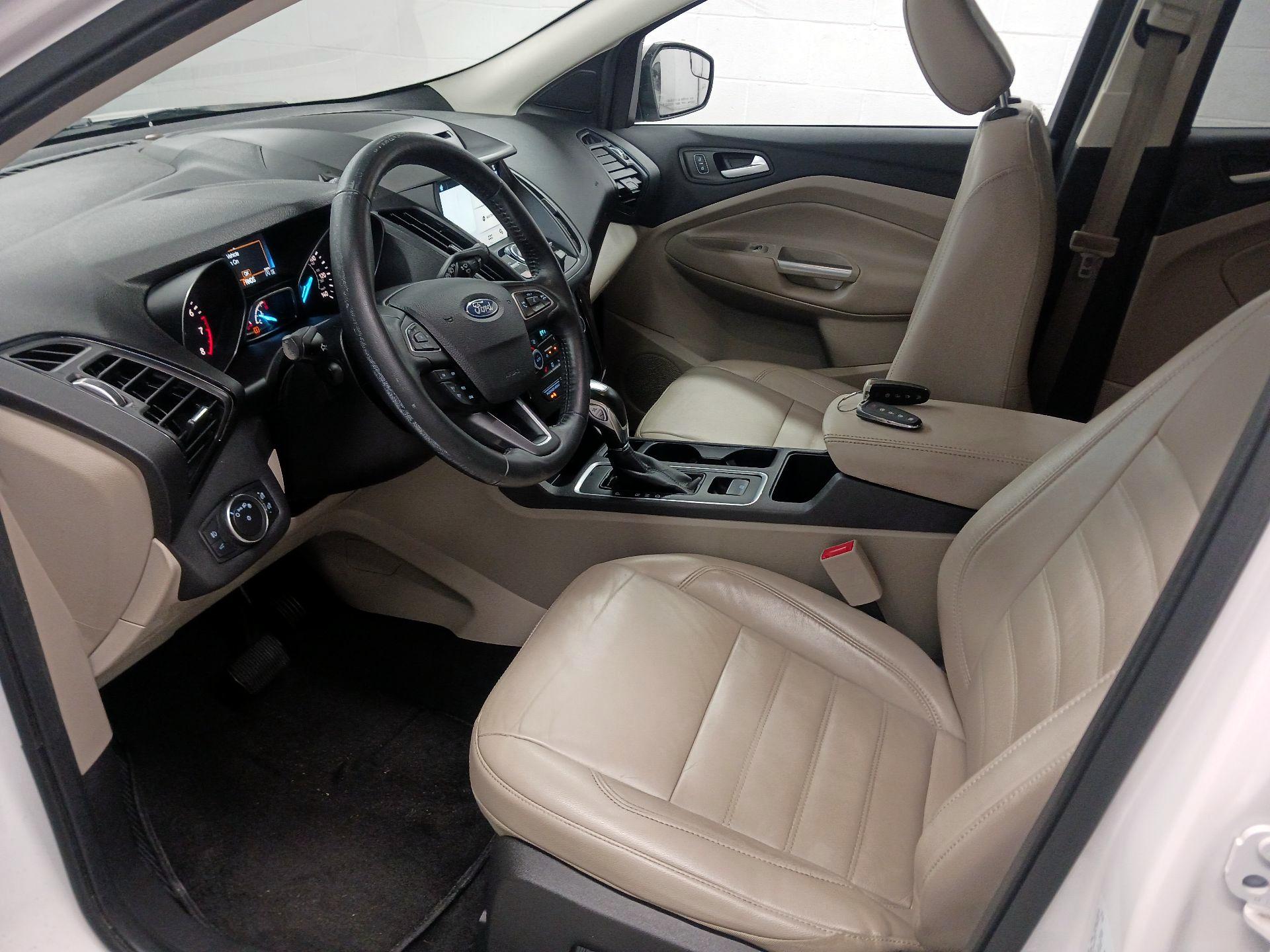 Thumbnail: 2018 Ford Escape - 11