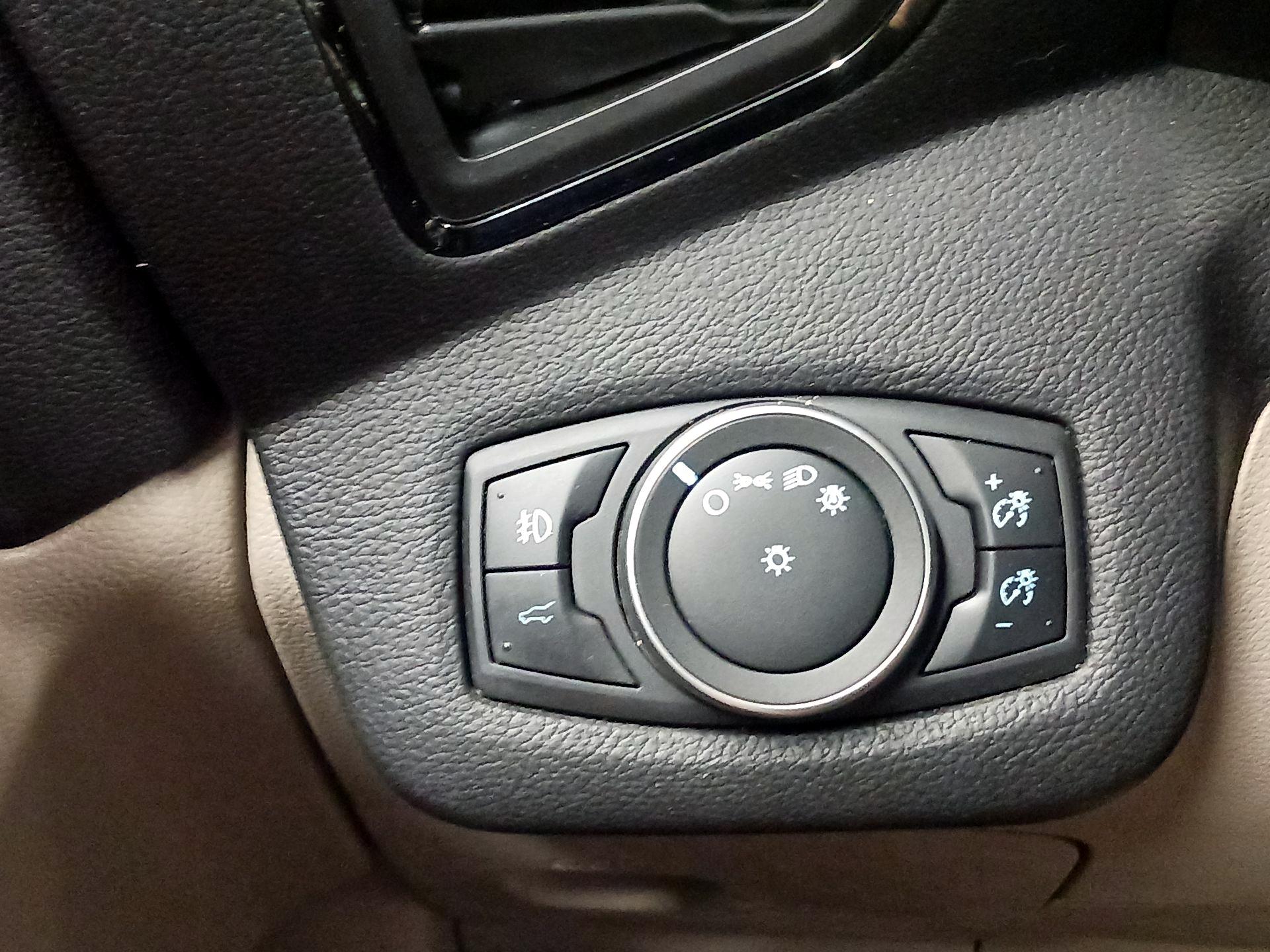 Thumbnail: 2018 Ford Escape - 13