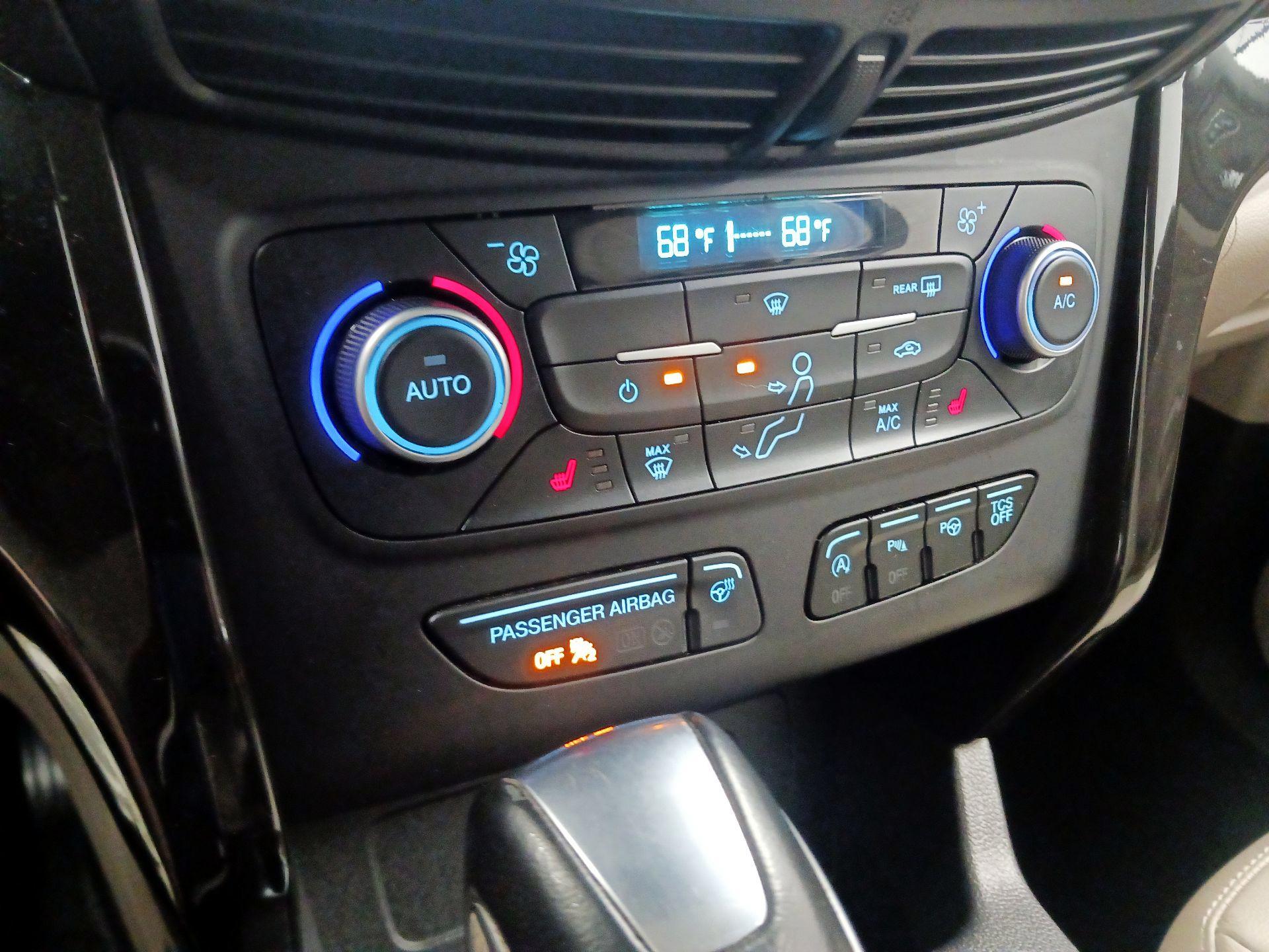 Thumbnail: 2018 Ford Escape - 16