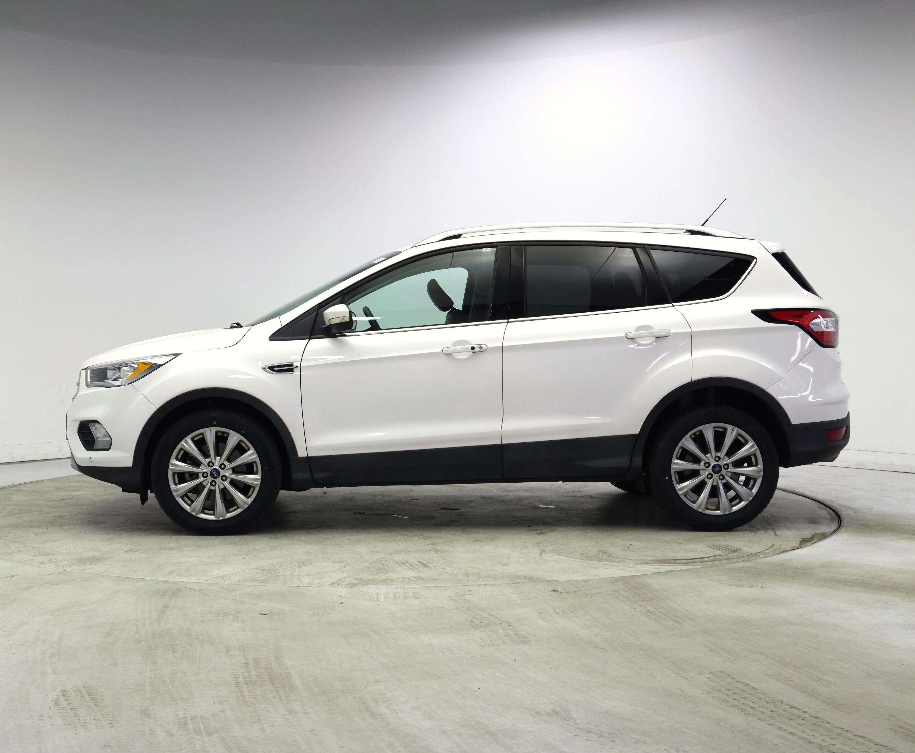 Thumbnail: 2018 Ford Escape - 3