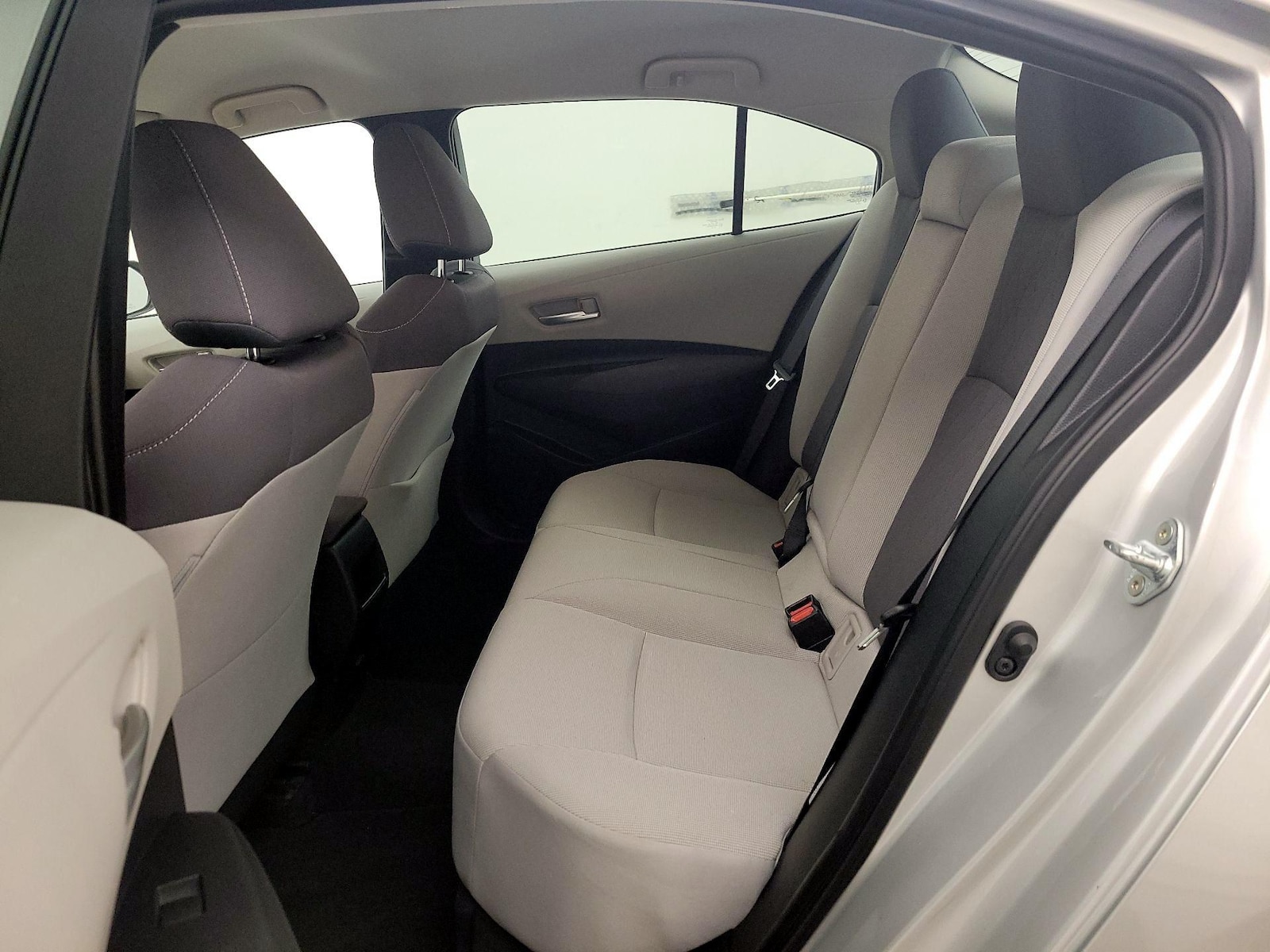 2020 Toyota Corolla LE - Photo 20