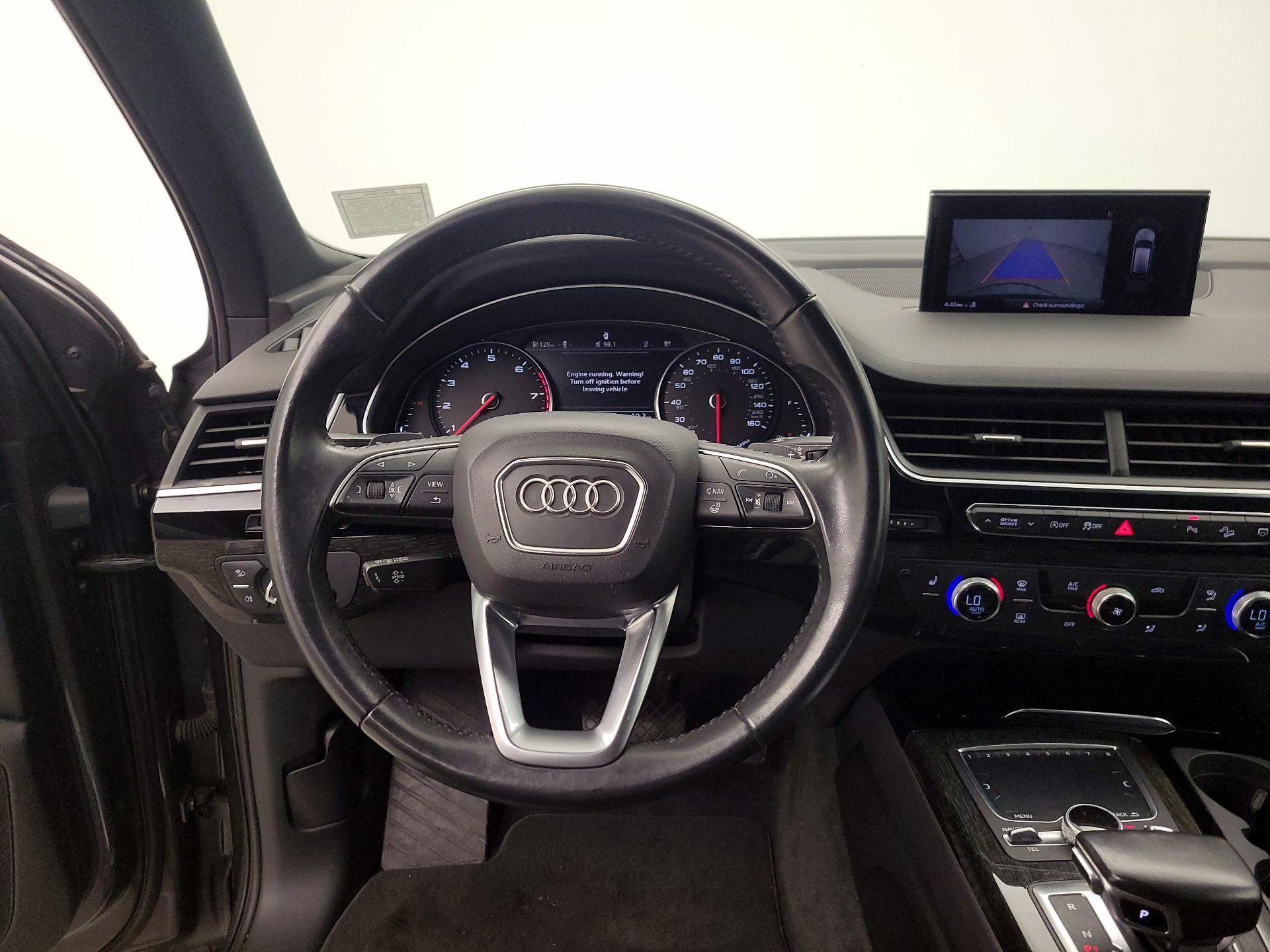 Thumbnail: 2019 Audi Q7 - 10