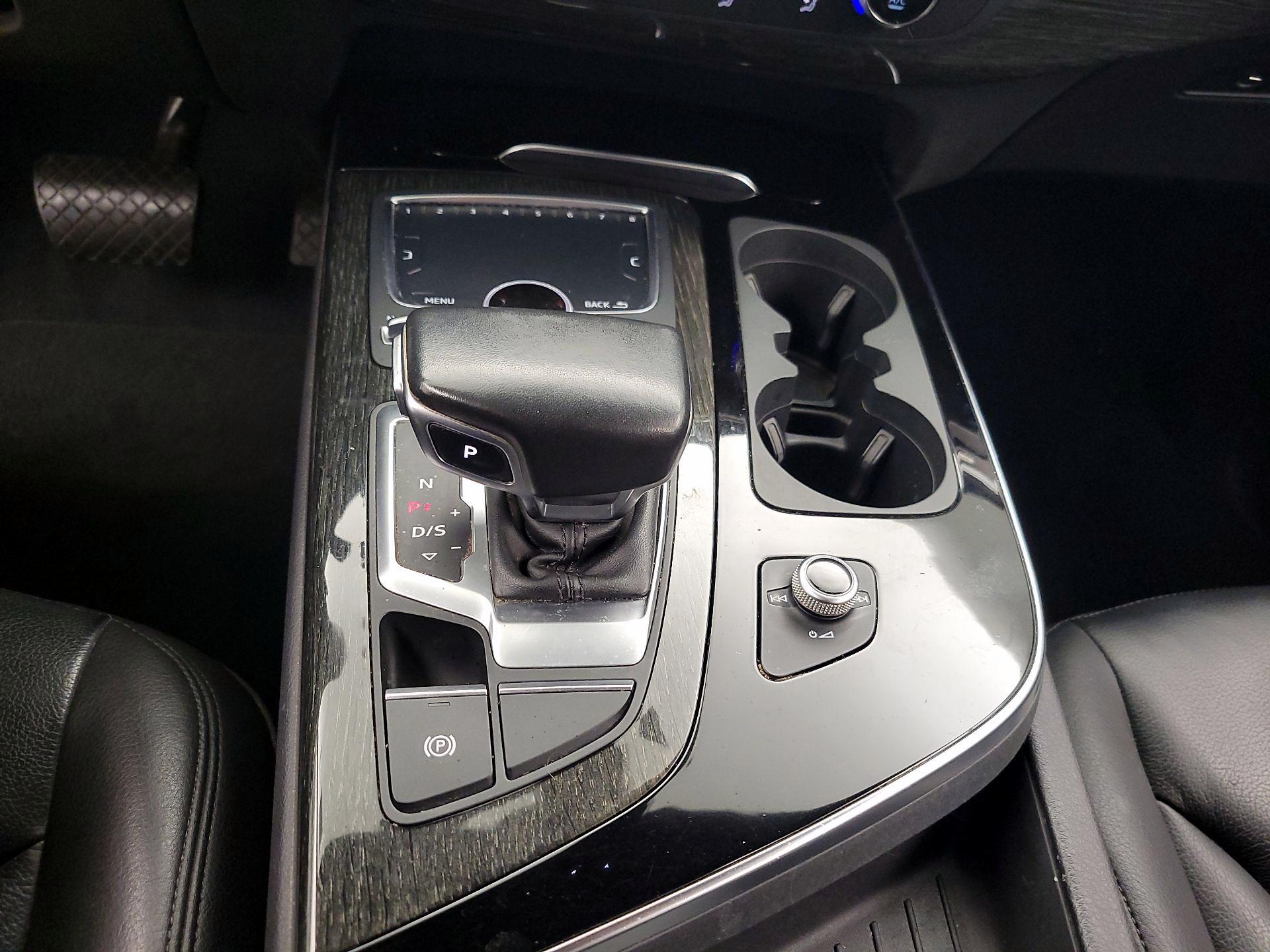 Thumbnail: 2019 Audi Q7 - 17