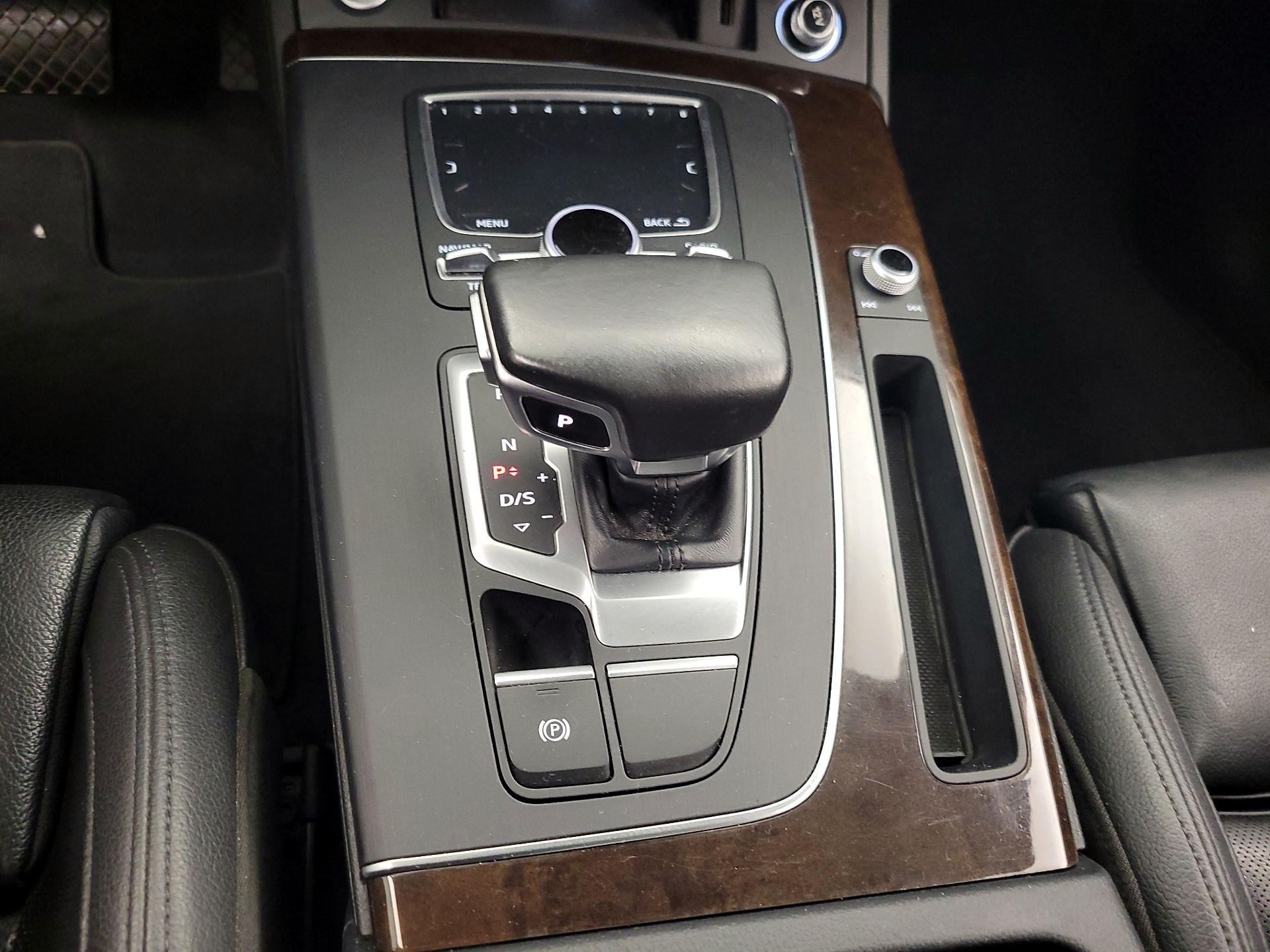 Thumbnail: 2018 Audi Q5 - 17