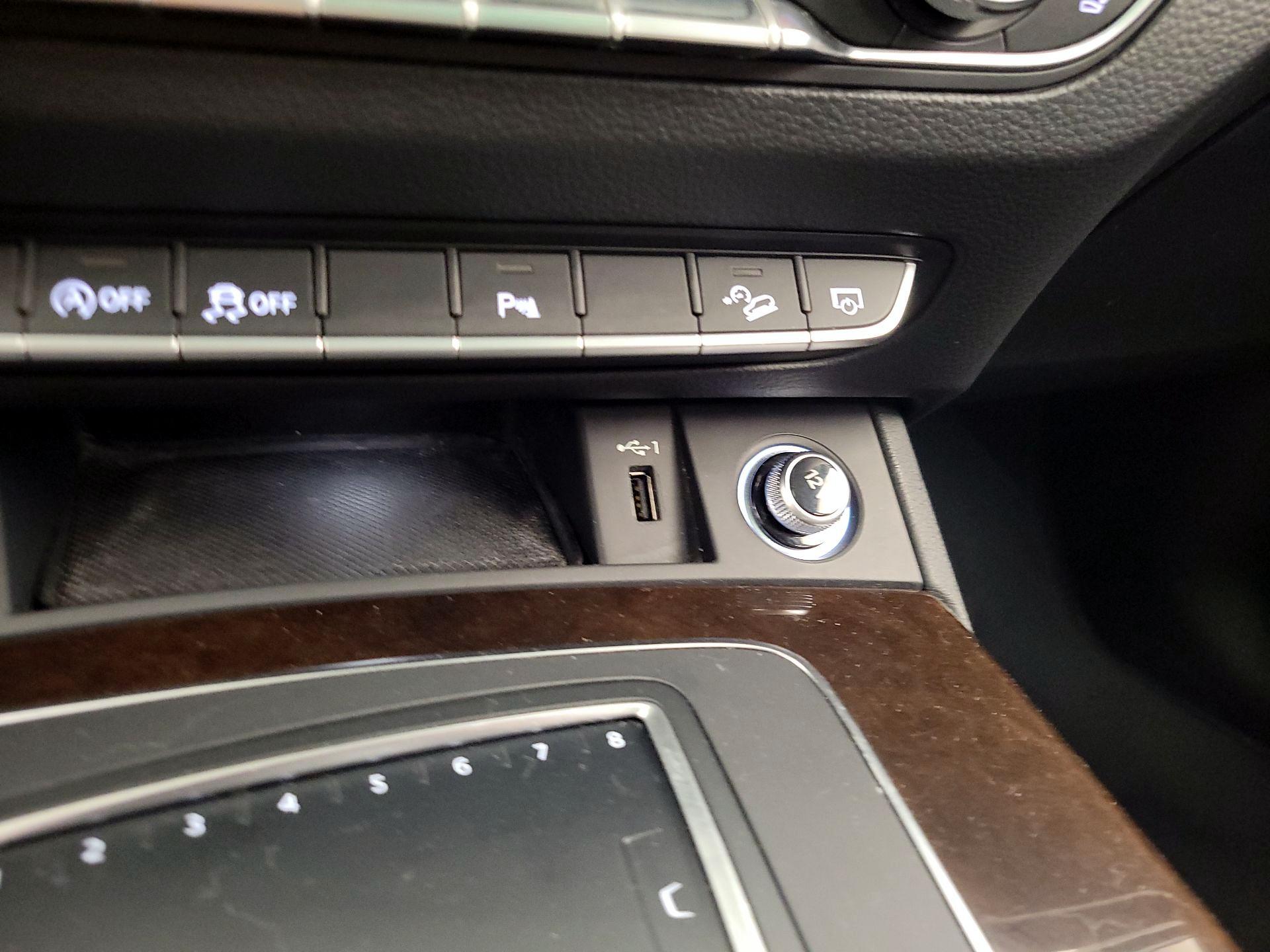 Thumbnail: 2018 Audi Q5 - 18